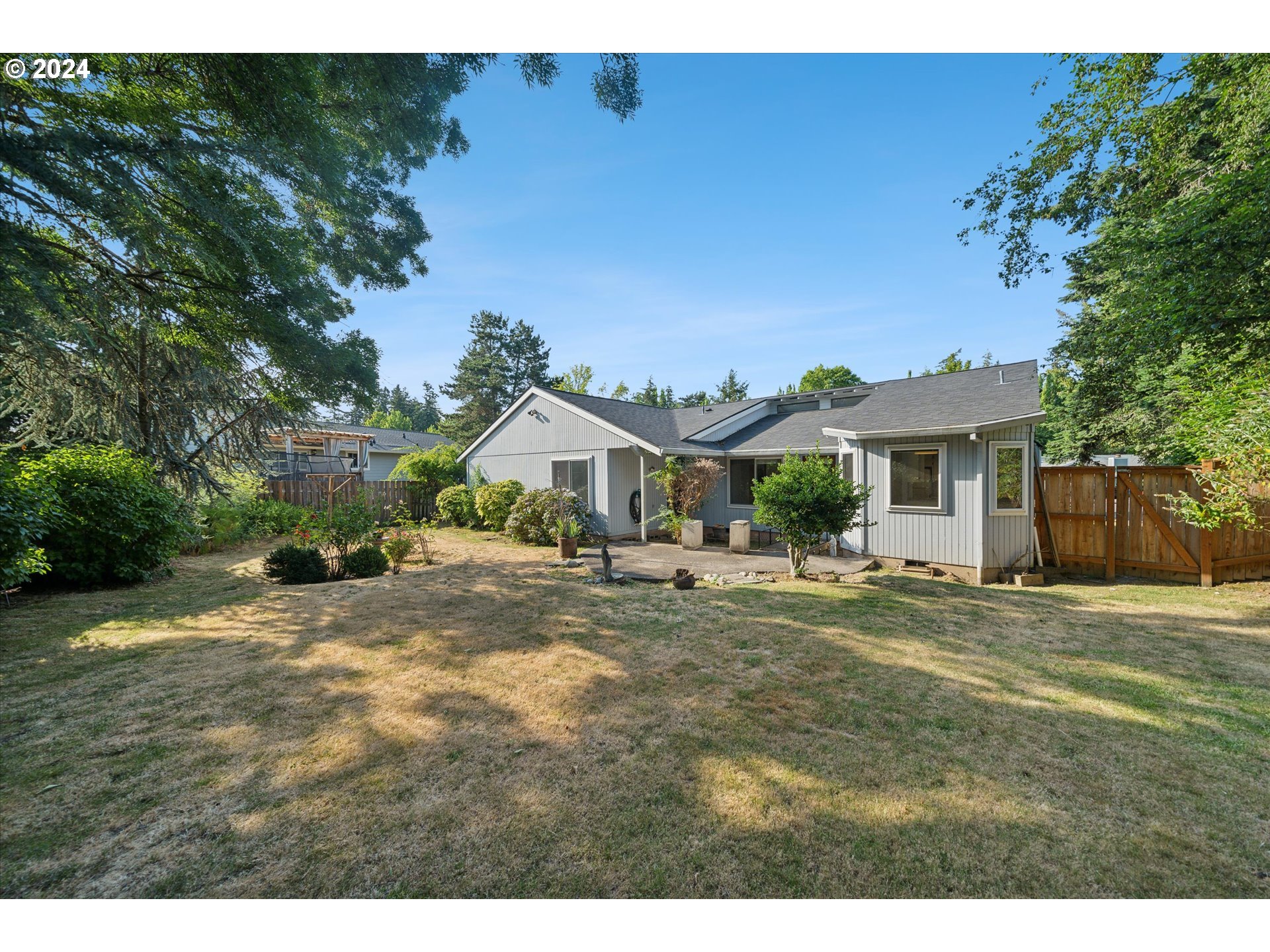 12905 SW HACKAMORE CT