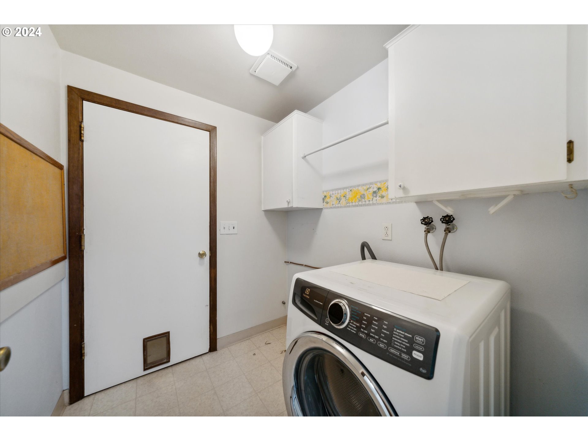 12905 SW HACKAMORE CT