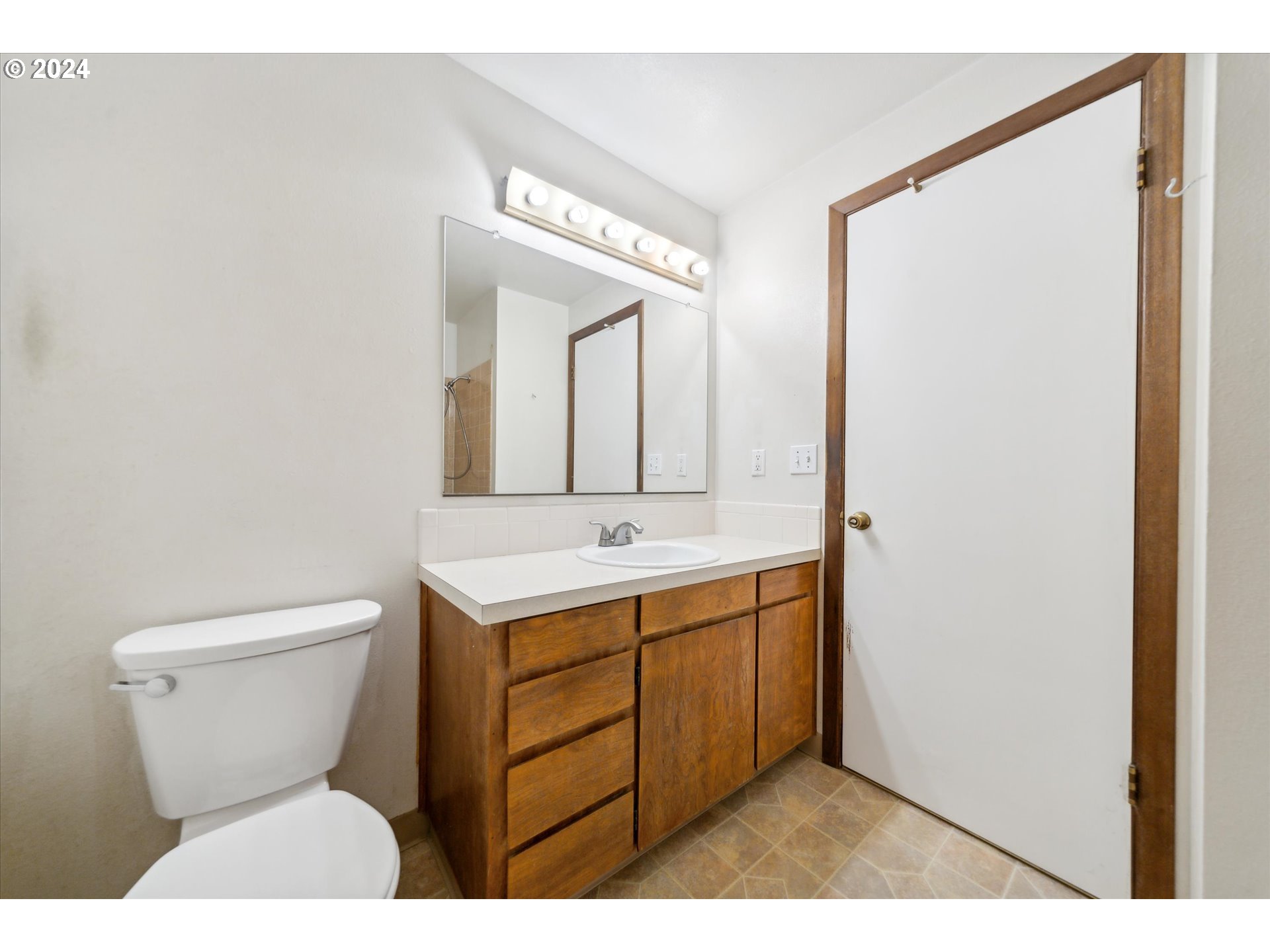 12905 SW HACKAMORE CT