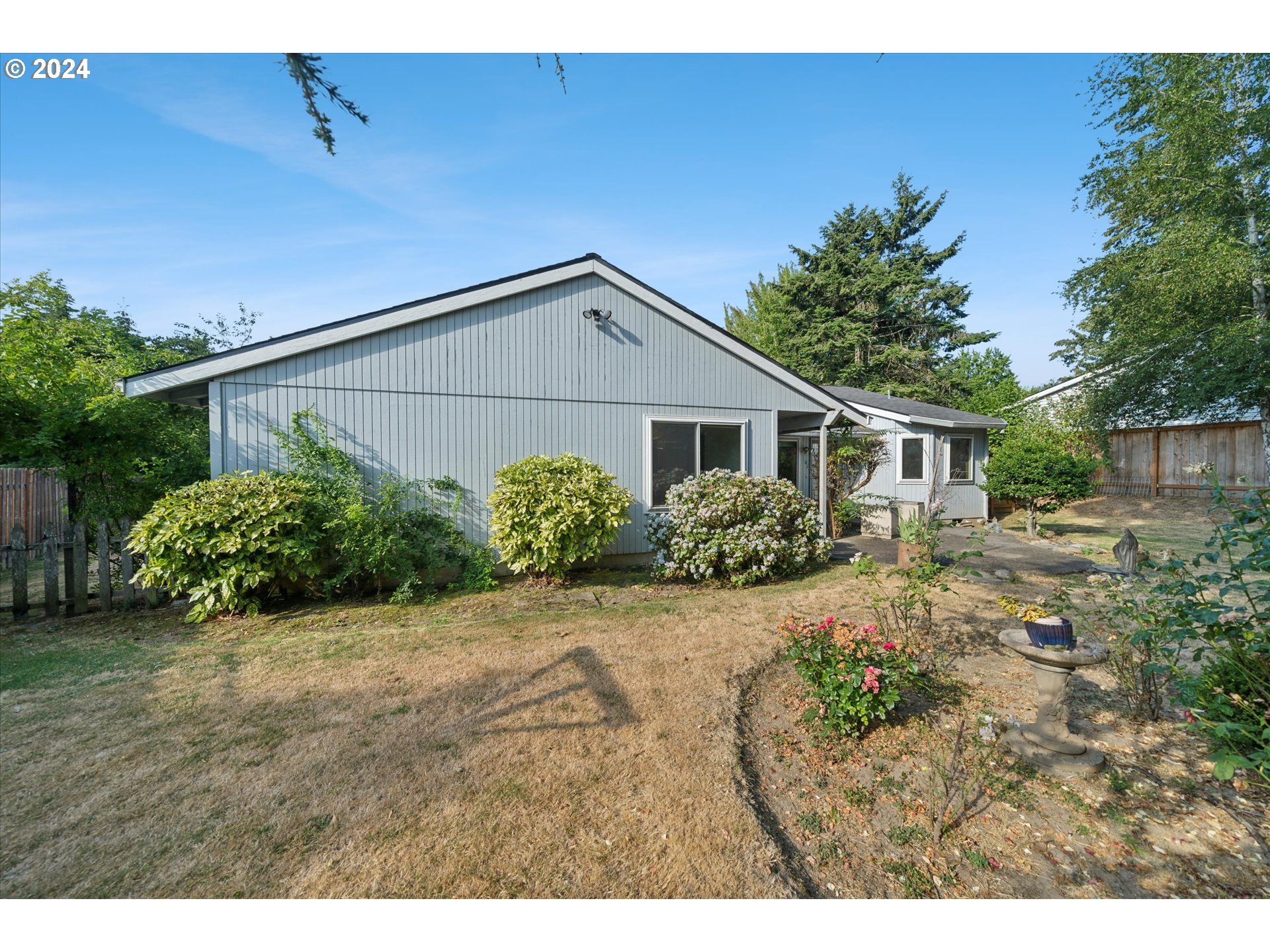 12905 SW HACKAMORE CT