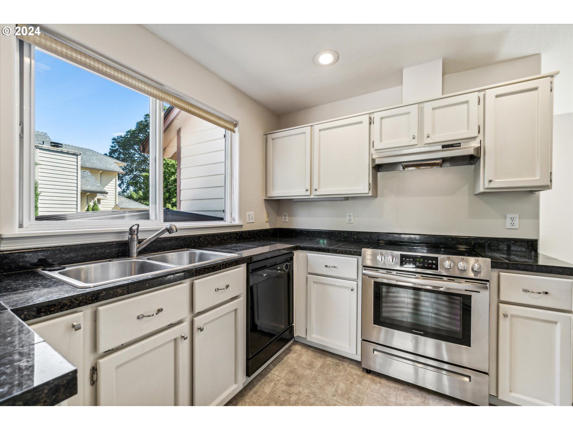 16340 SW DELINE CT