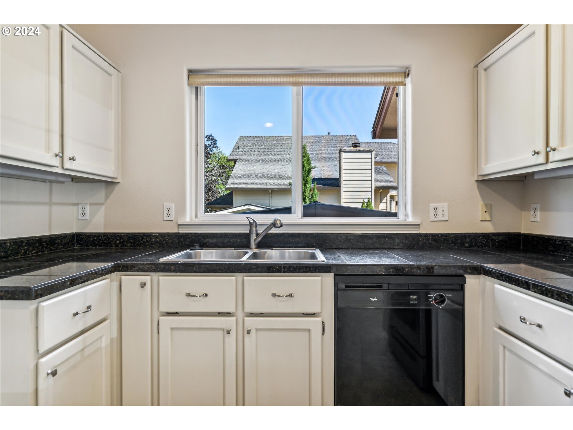 16340 SW DELINE CT