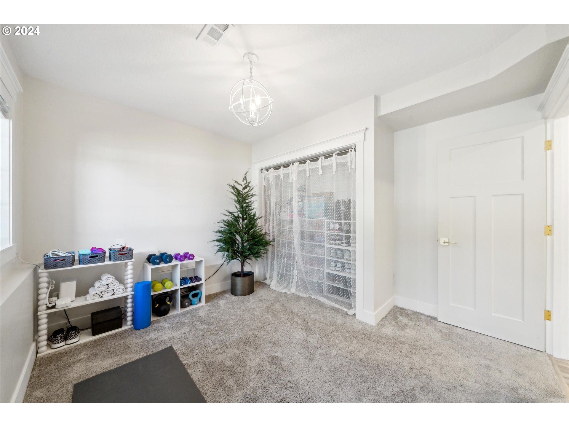 2015 DORAL CT
