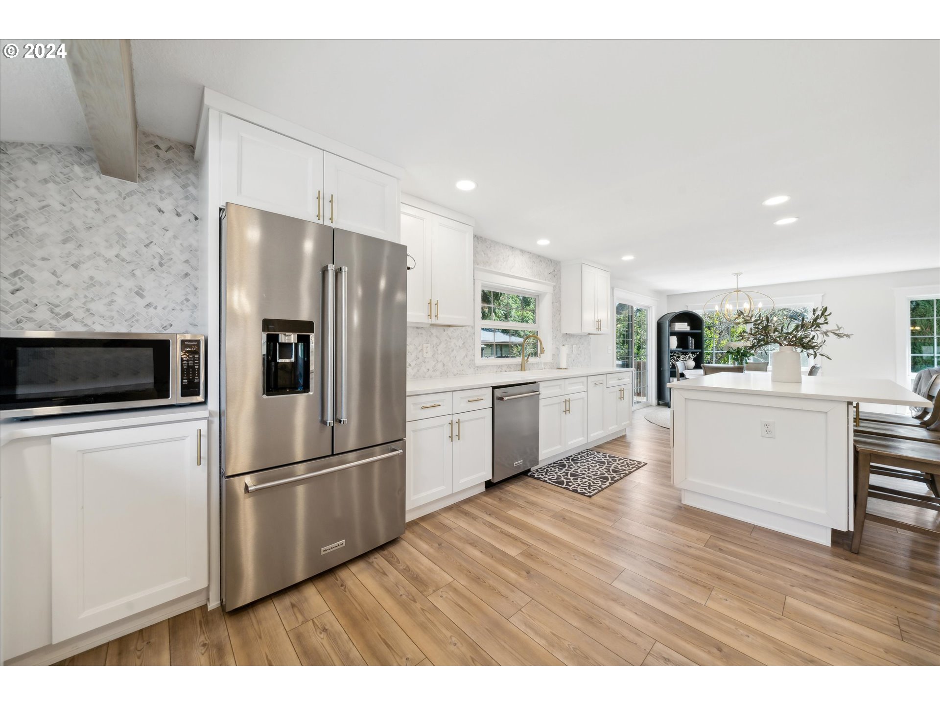 2015 DORAL CT