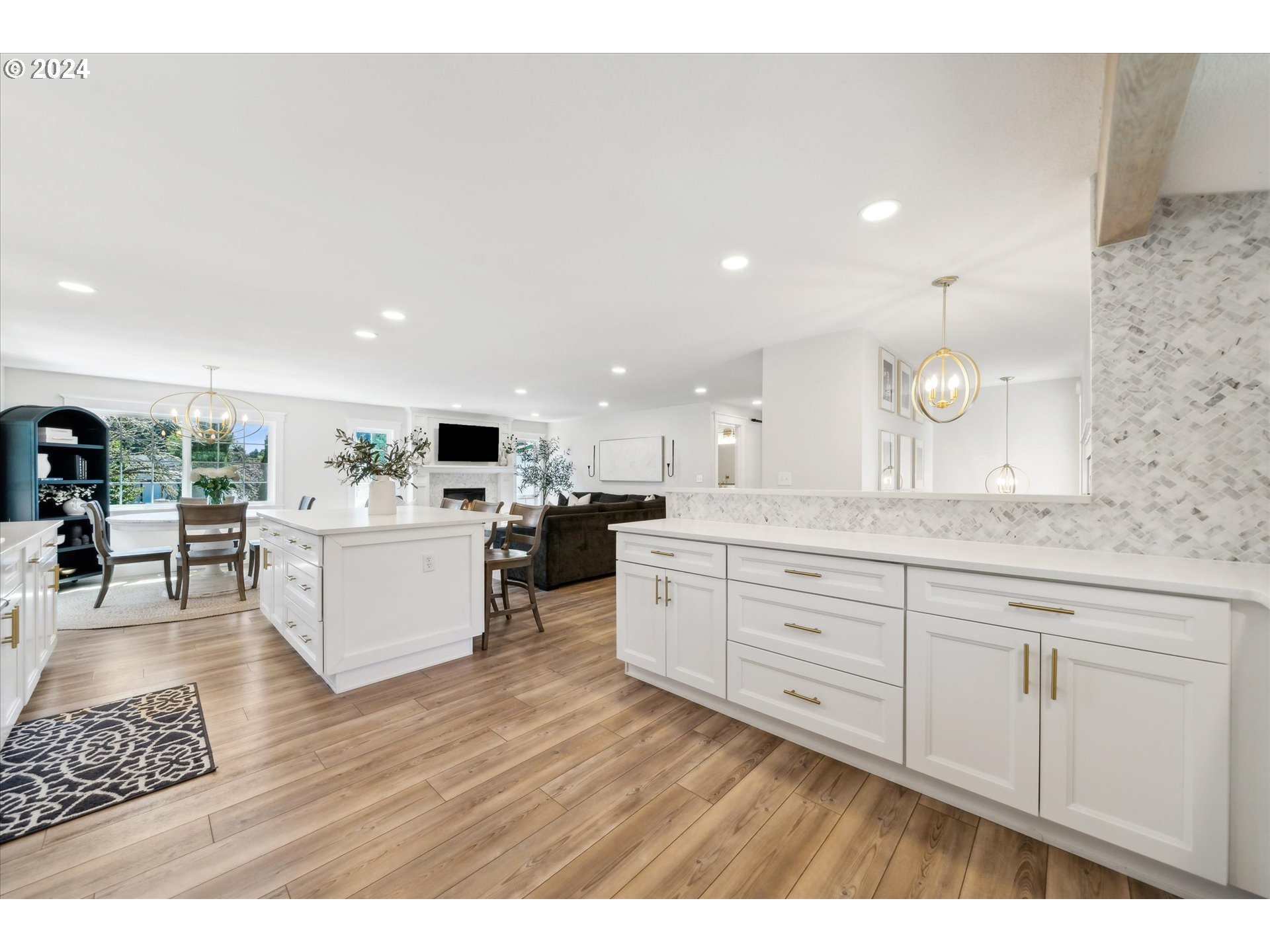 2015 DORAL CT