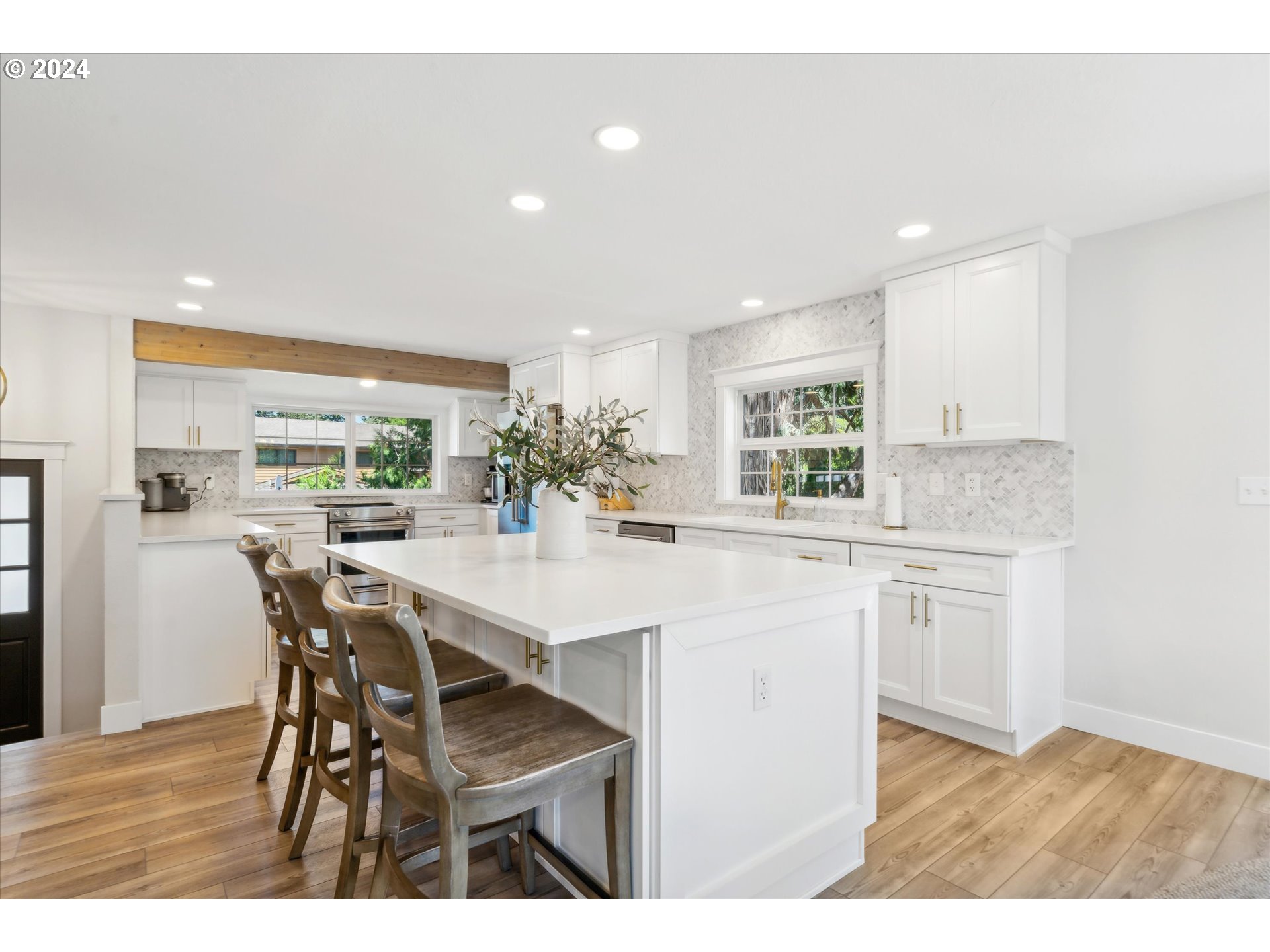 2015 DORAL CT