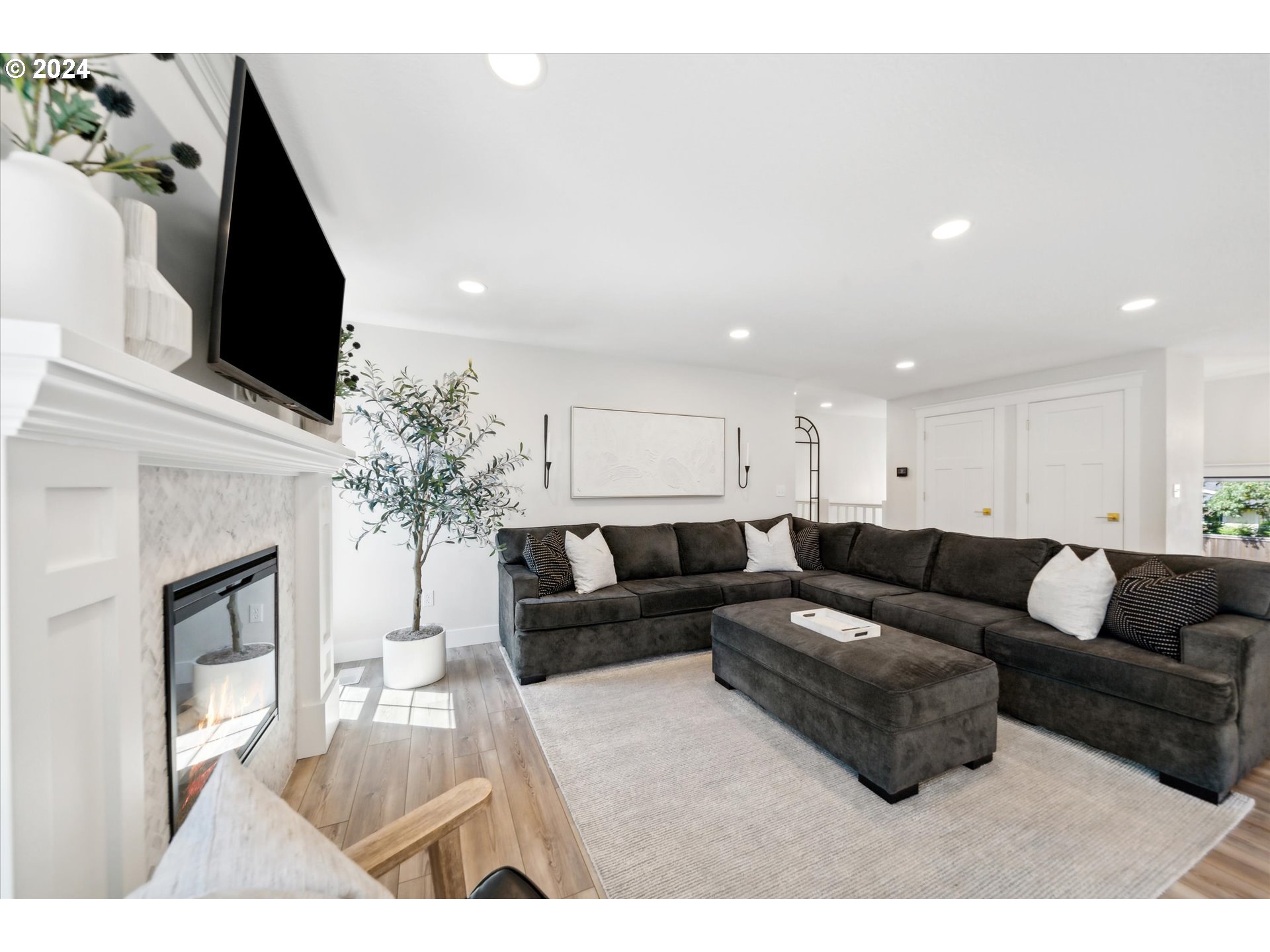 2015 DORAL CT