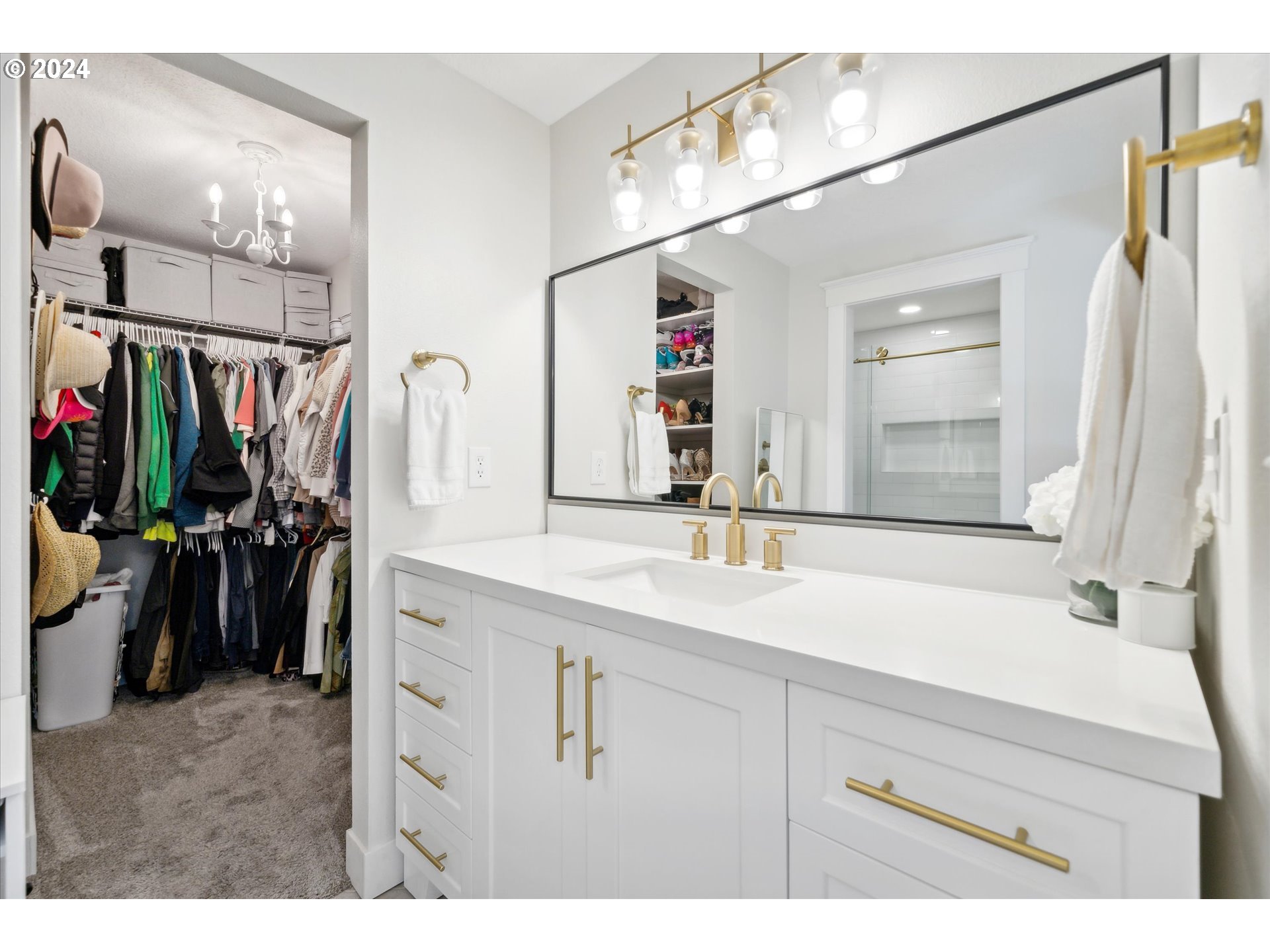 2015 DORAL CT