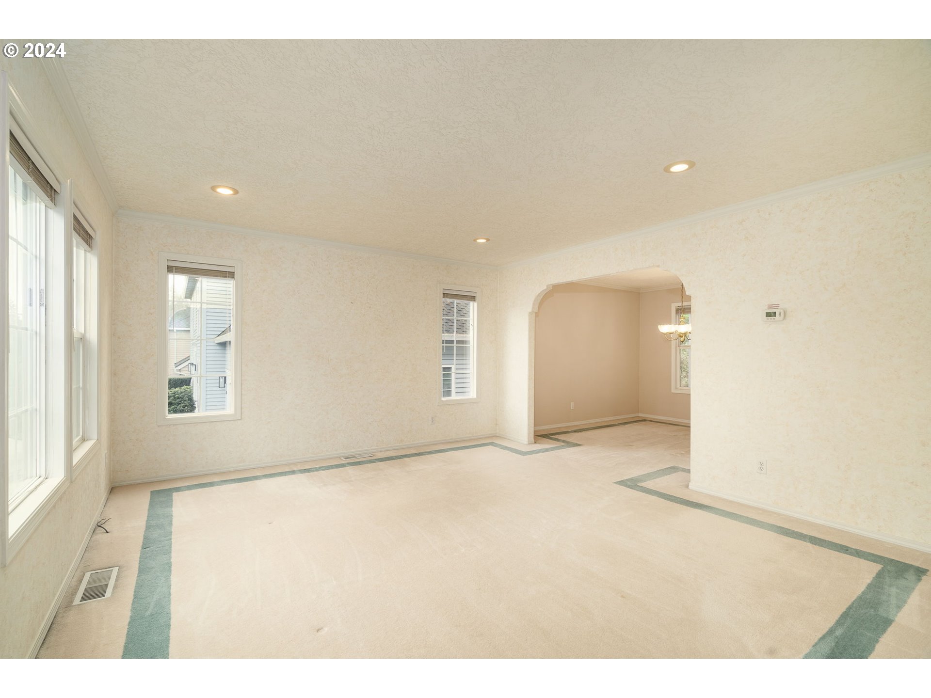 4700 SW CHUNUT CT