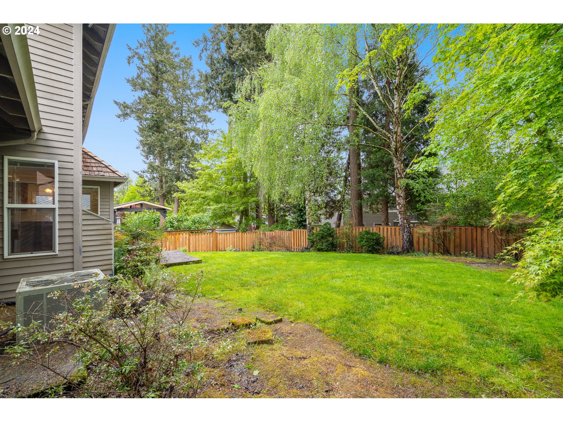4700 SW CHUNUT CT