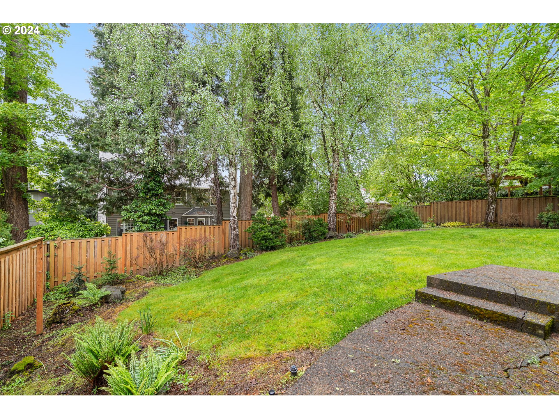 4700 SW CHUNUT CT
