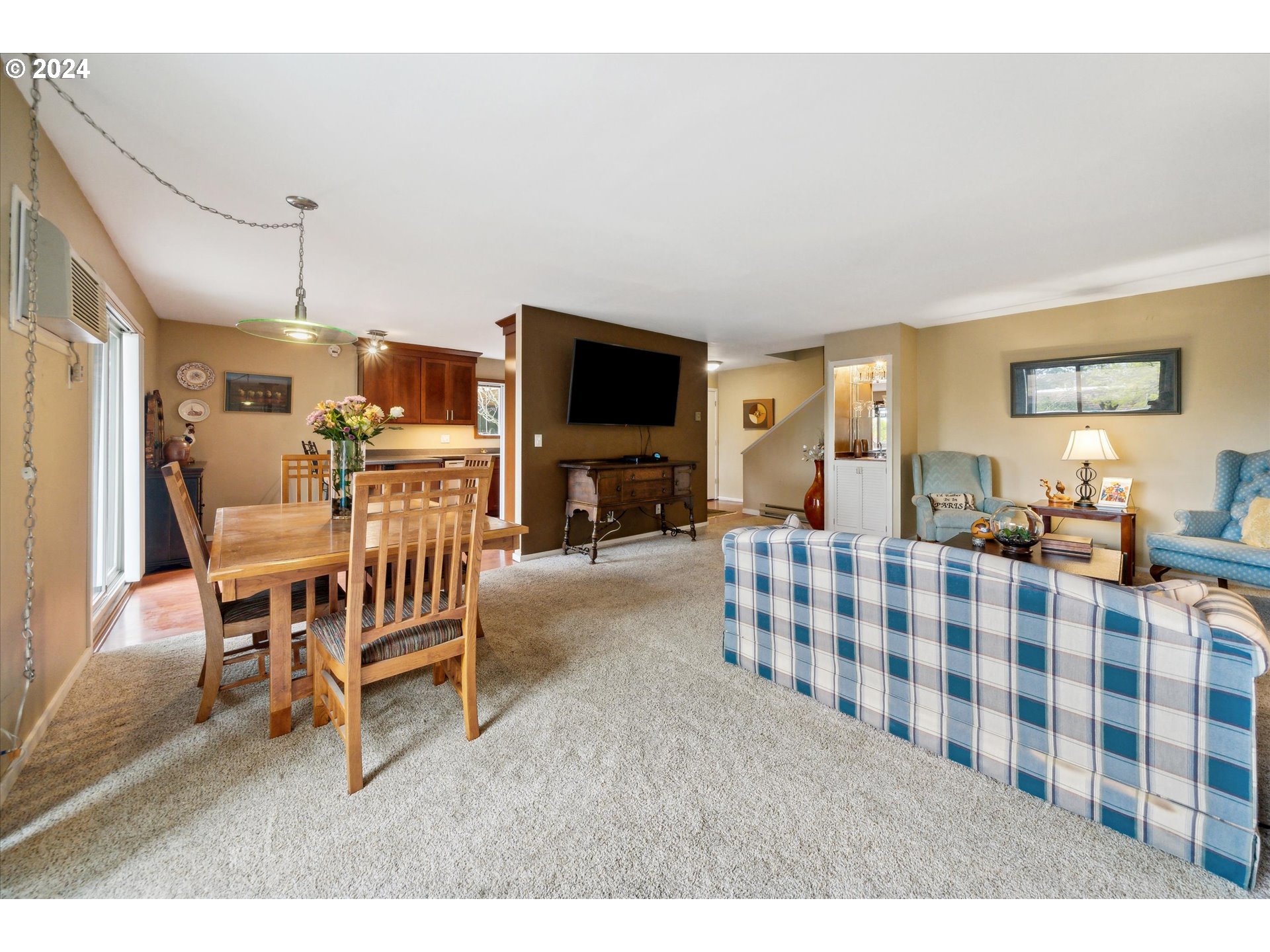 146 OSWEGO