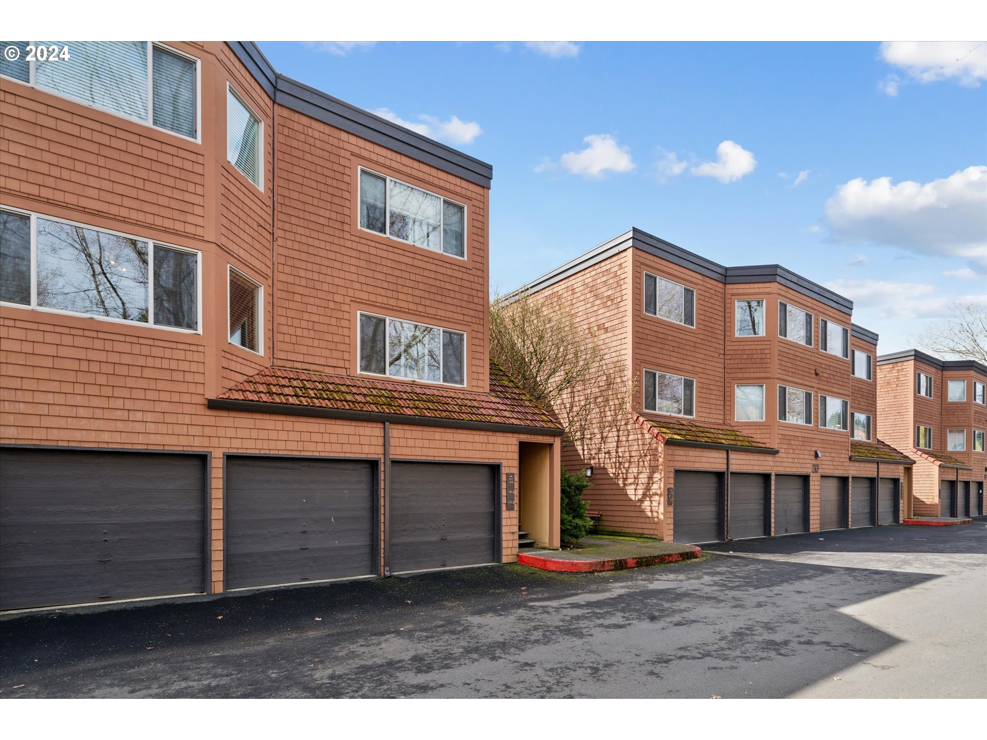 146 OSWEGO