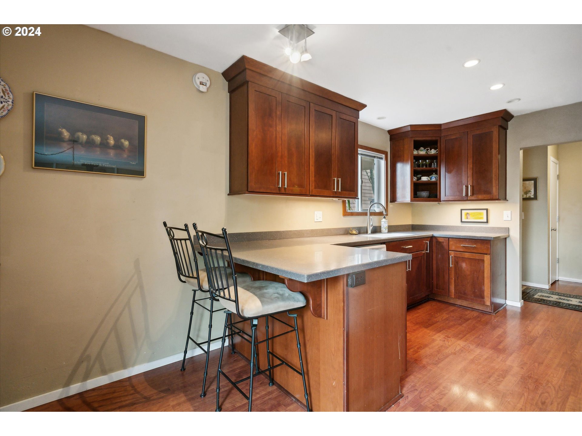 146 OSWEGO