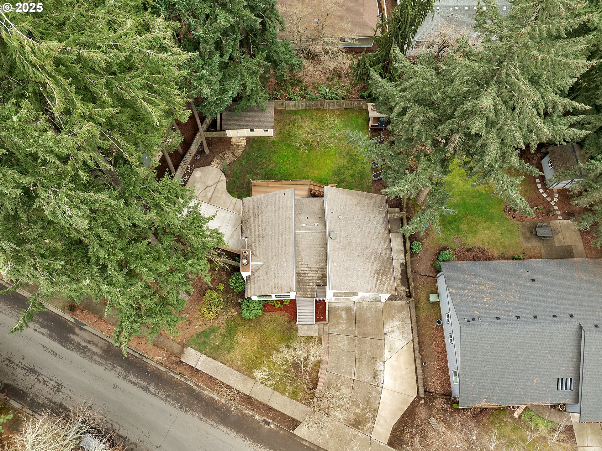 8824 SW TALAWA DR