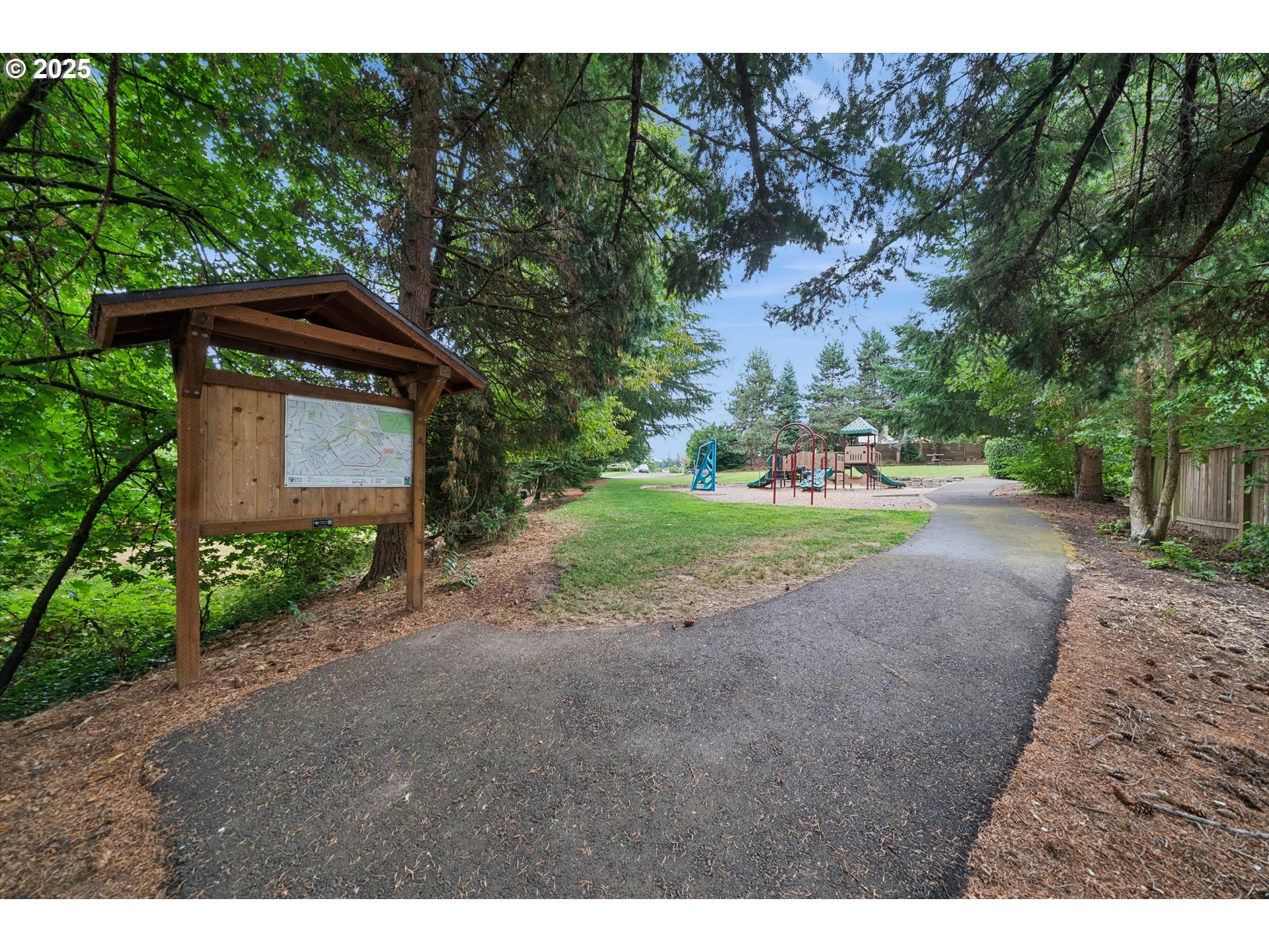 3088 CLUB HOUSE CT
