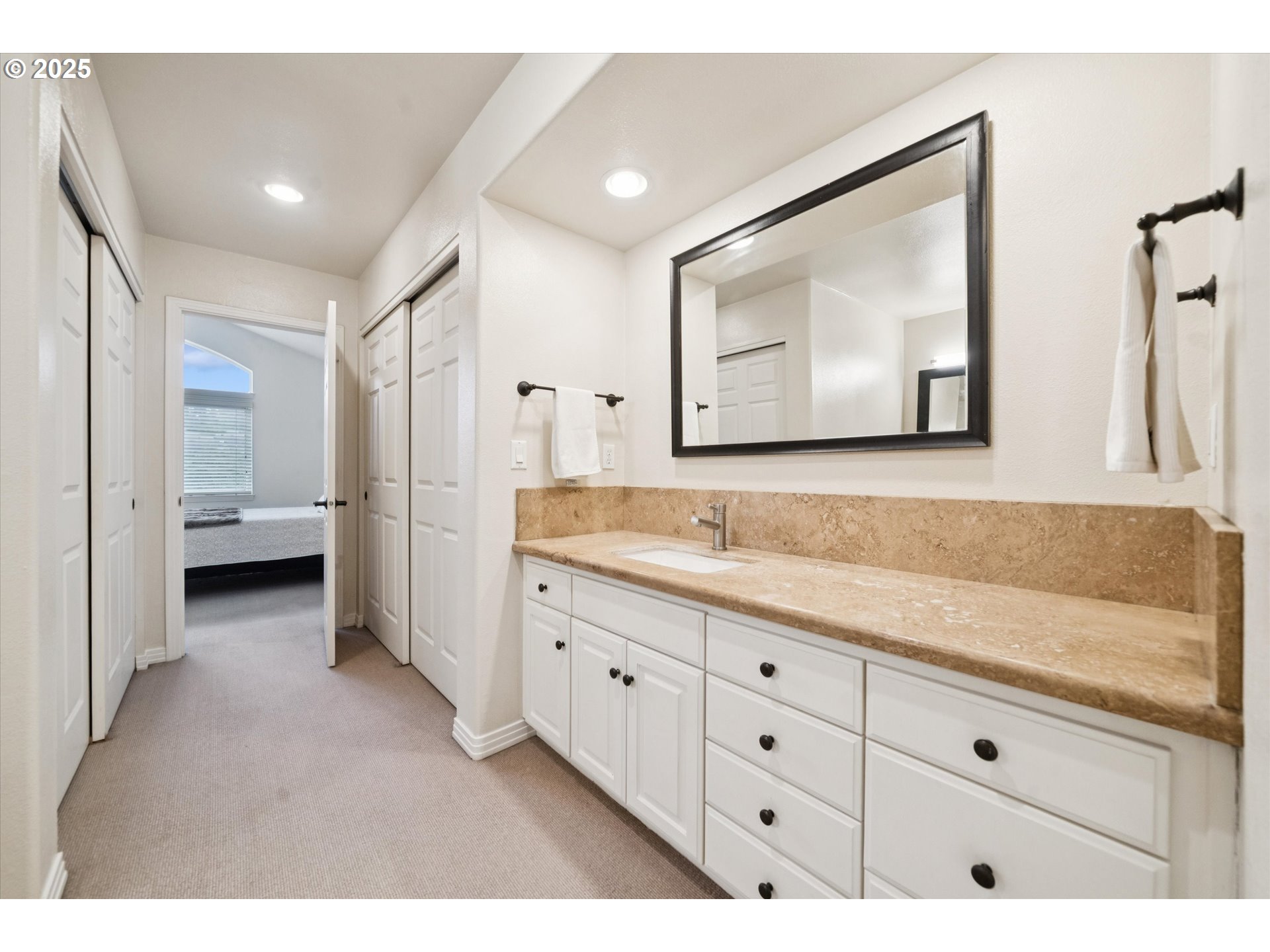 3088 CLUB HOUSE CT