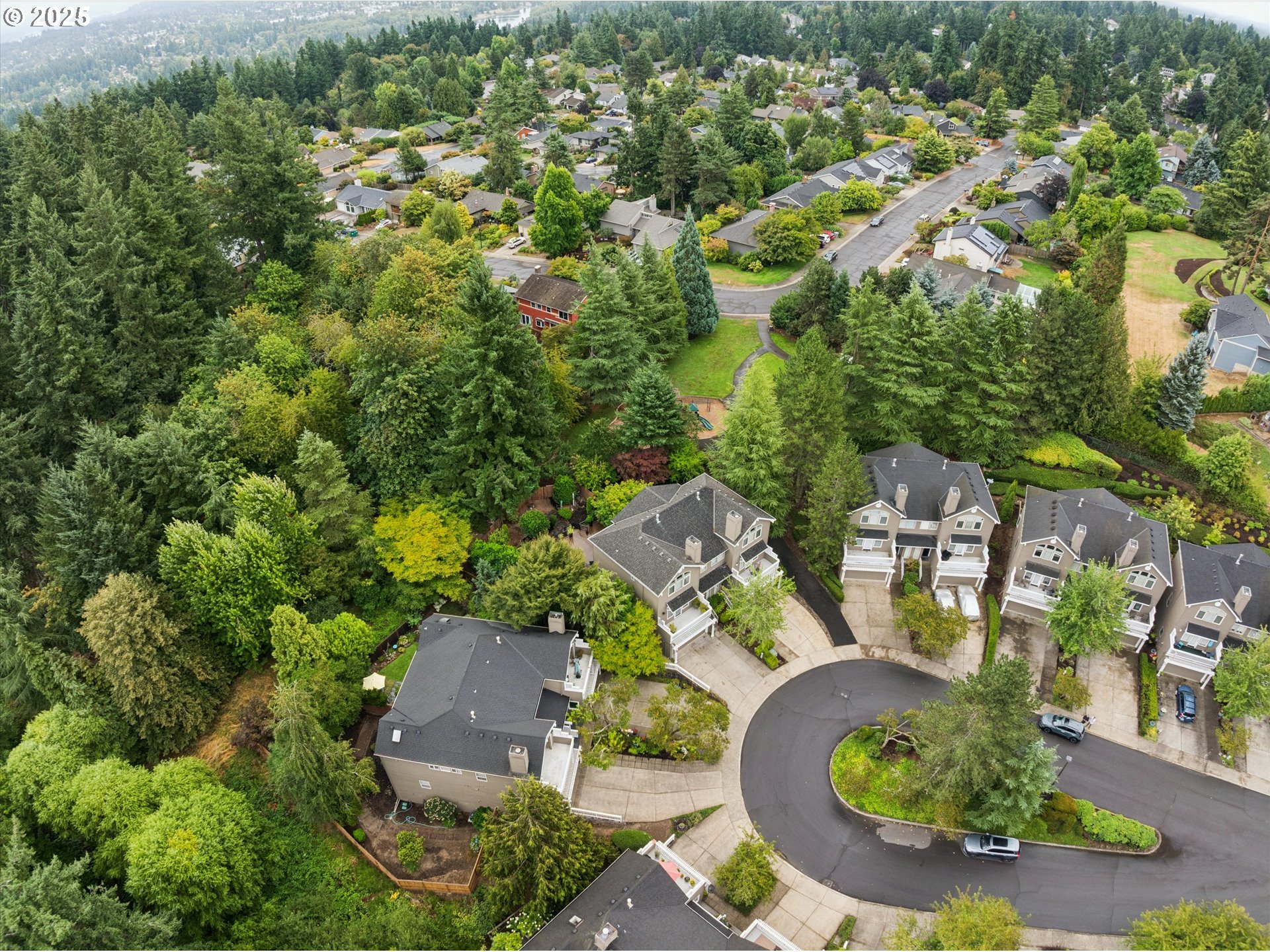 3088 CLUB HOUSE CT