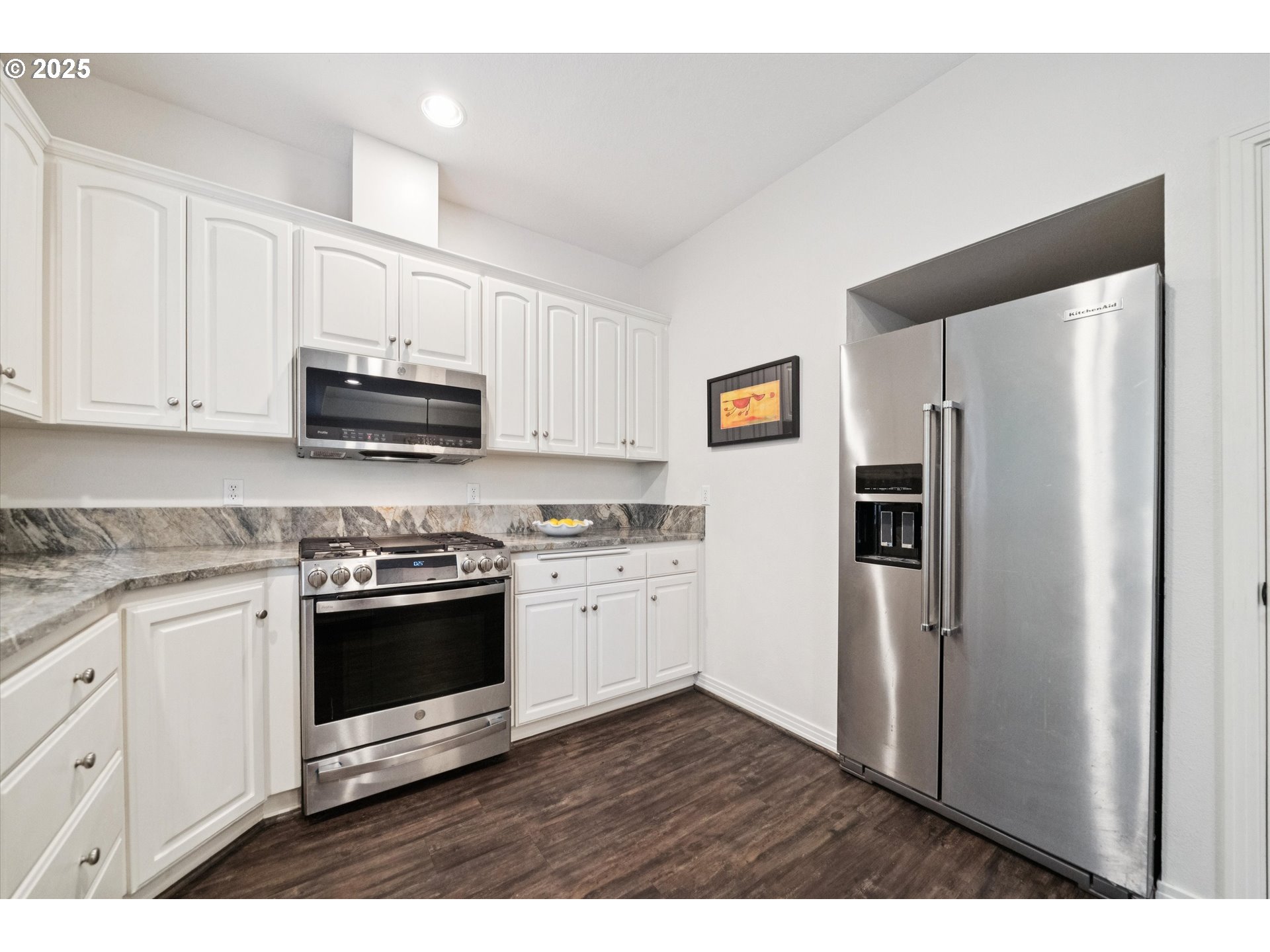 3088 CLUB HOUSE CT