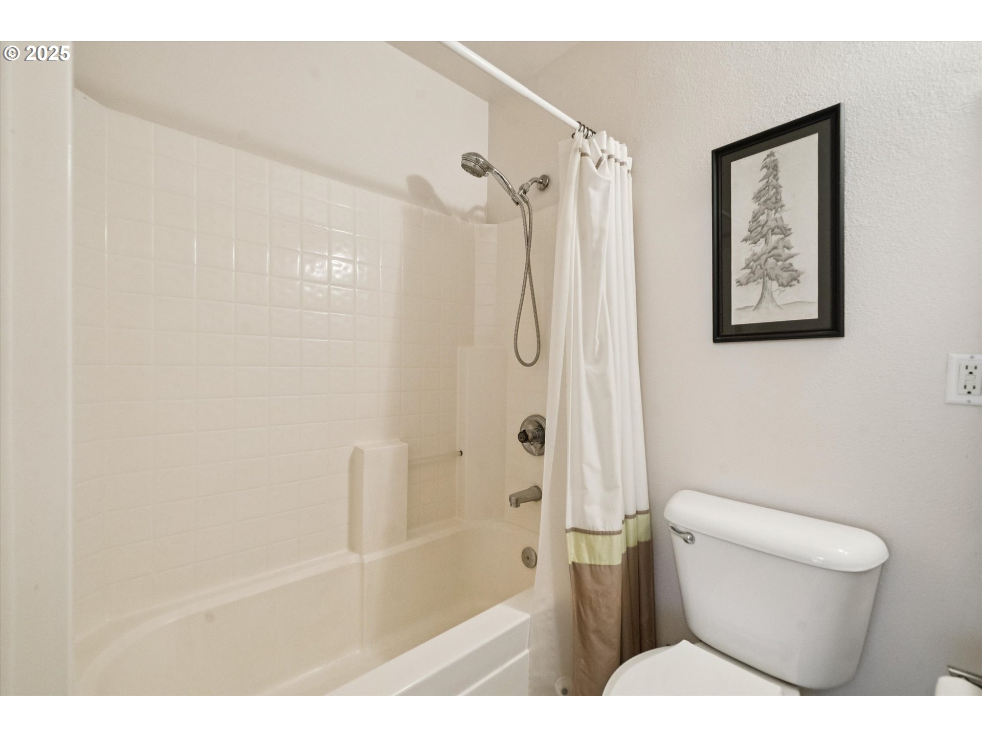 3088 CLUB HOUSE CT