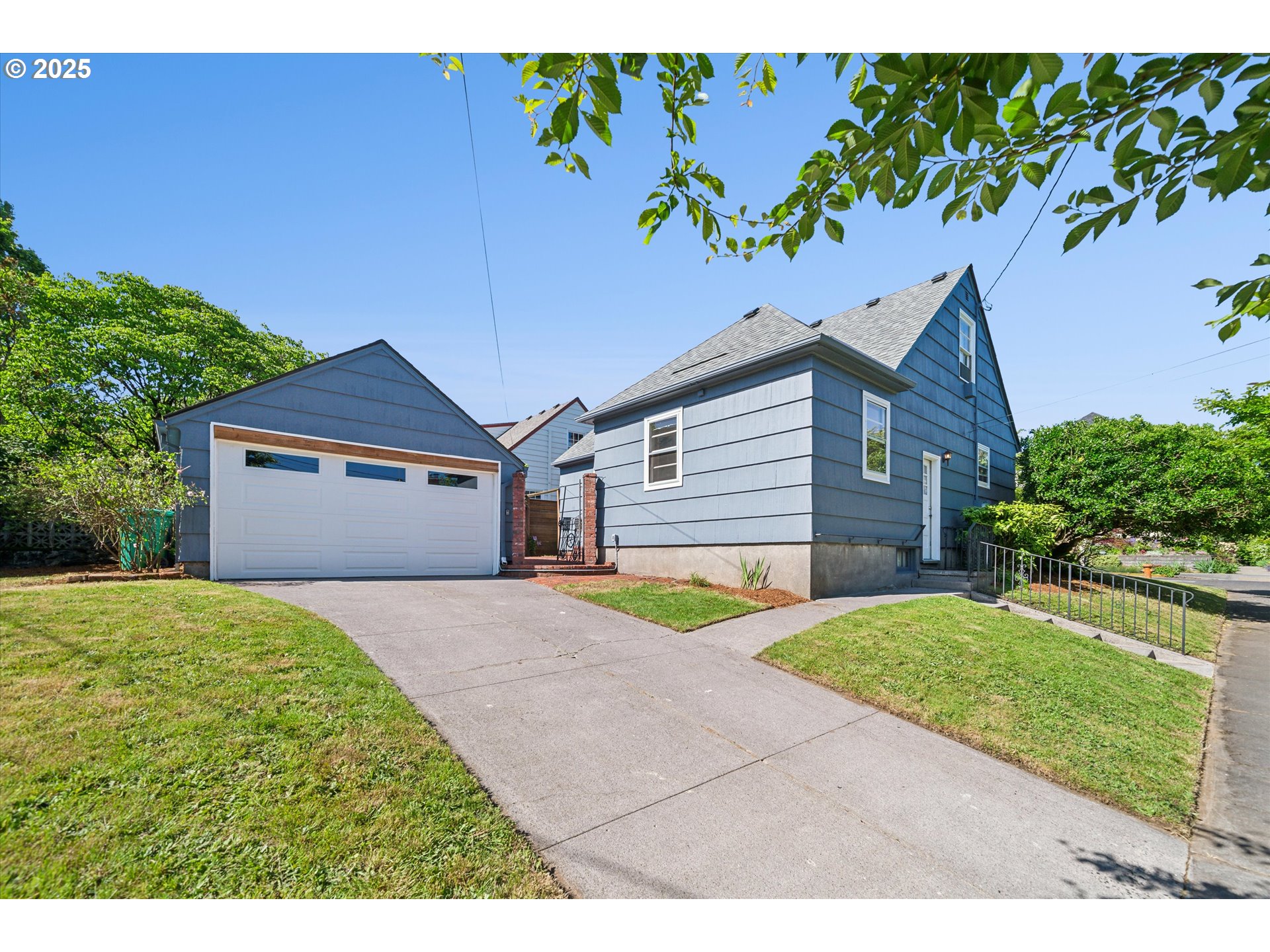 1906 SE 29TH AVE