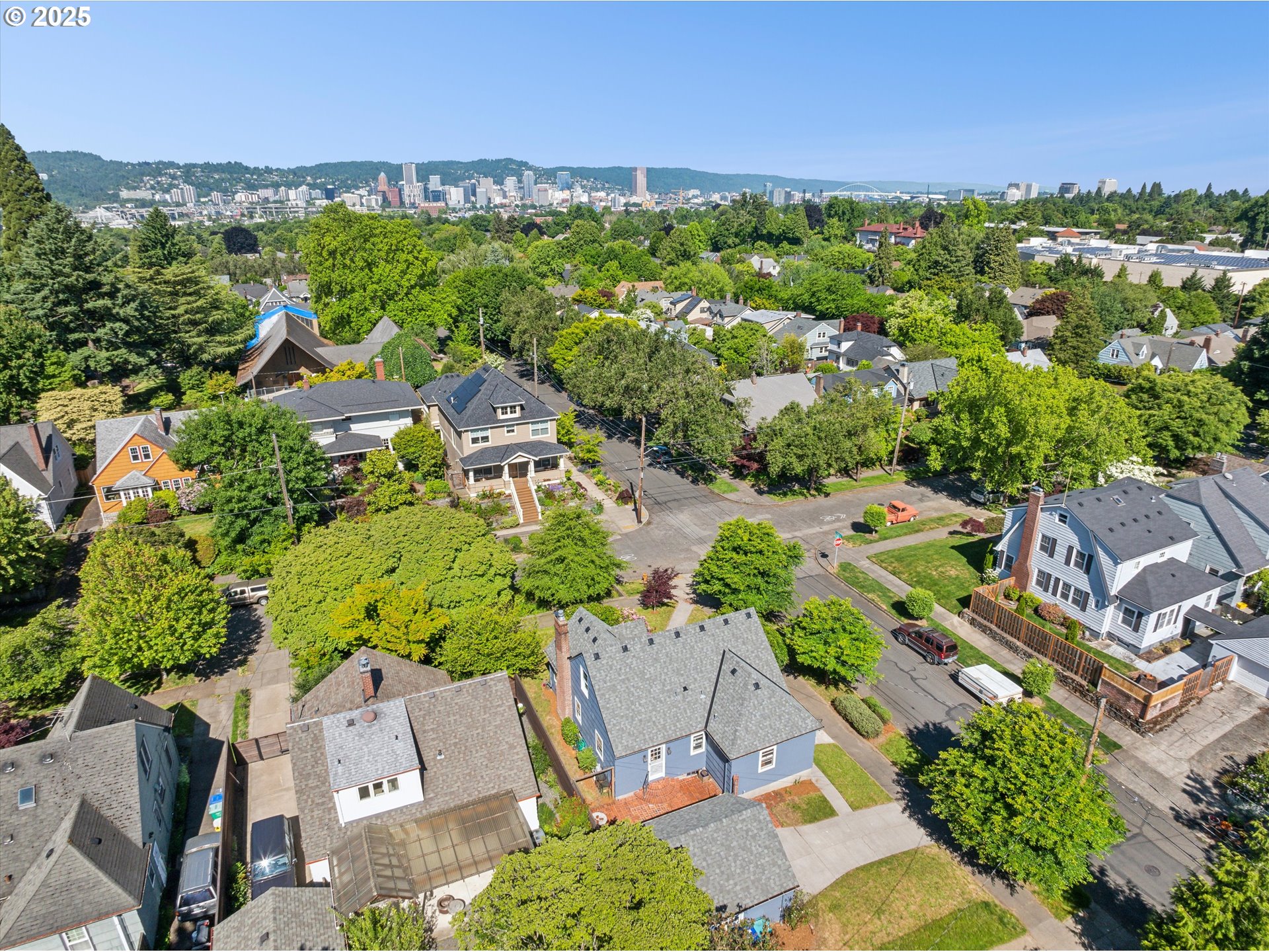 1906 SE 29TH AVE