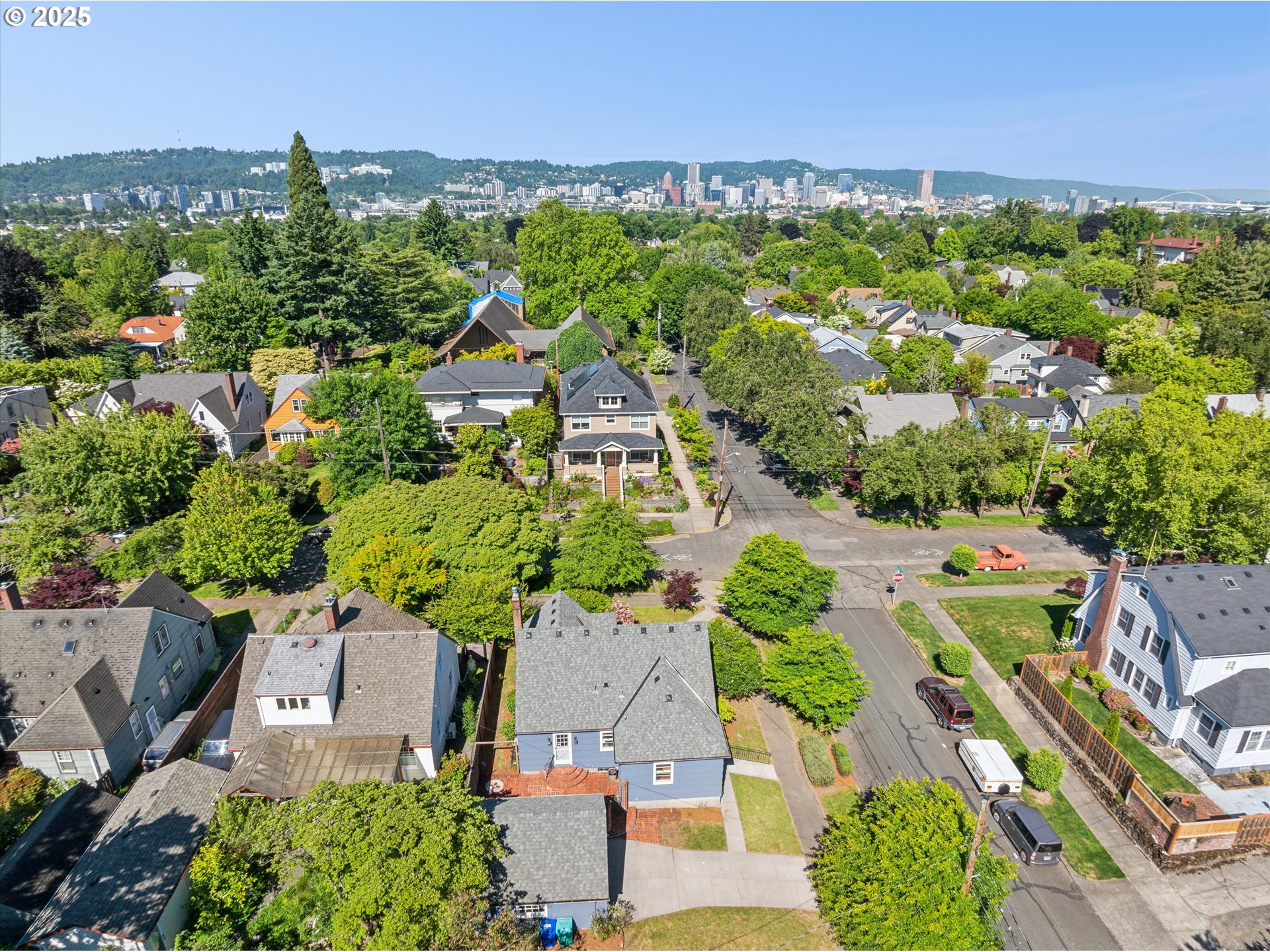1906 SE 29TH AVE