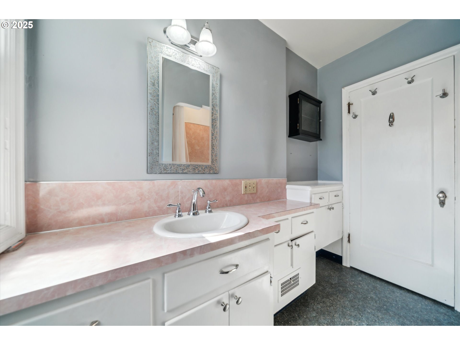 1906 SE 29TH AVE