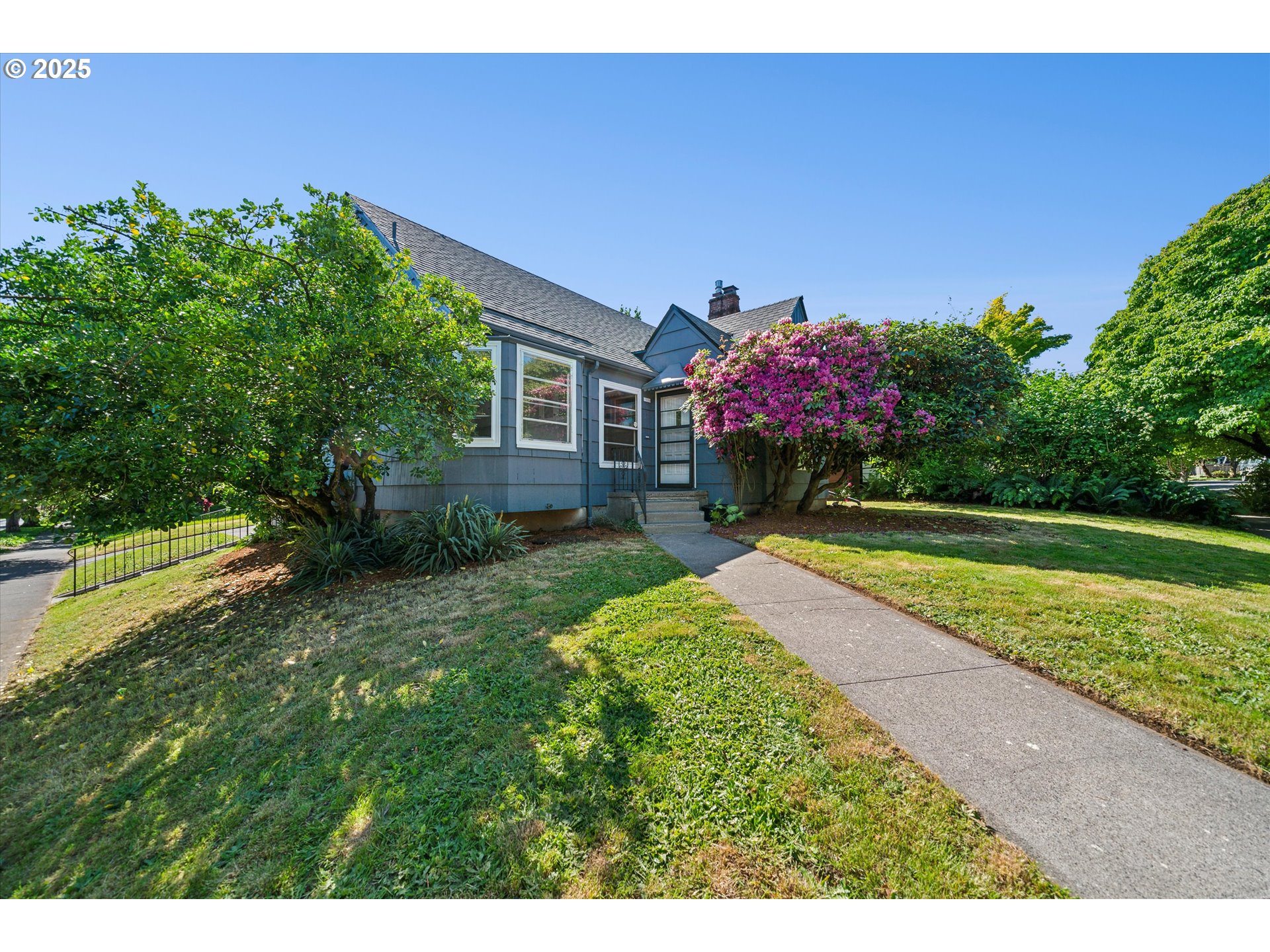 1906 SE 29TH AVE