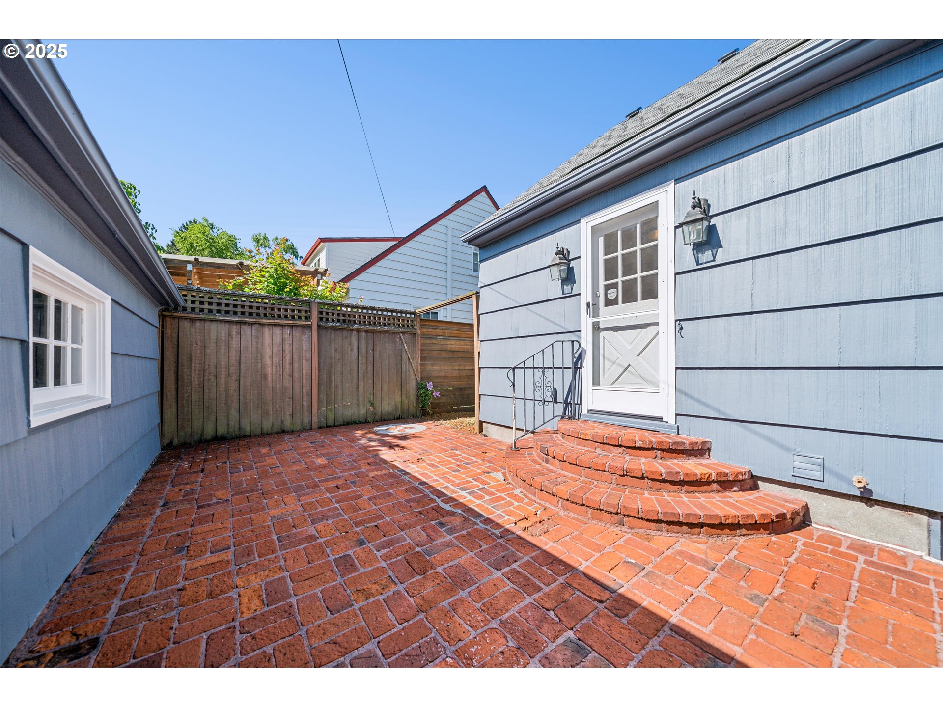 1906 SE 29TH AVE