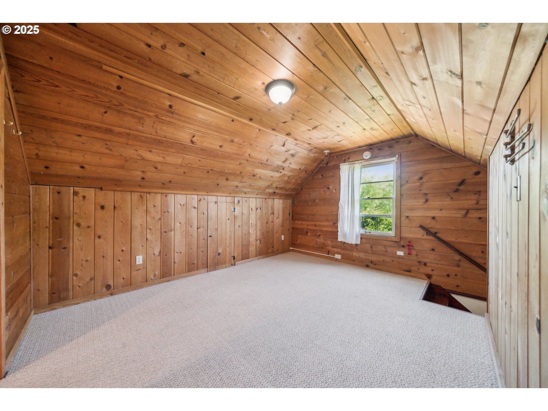1906 SE 29TH AVE