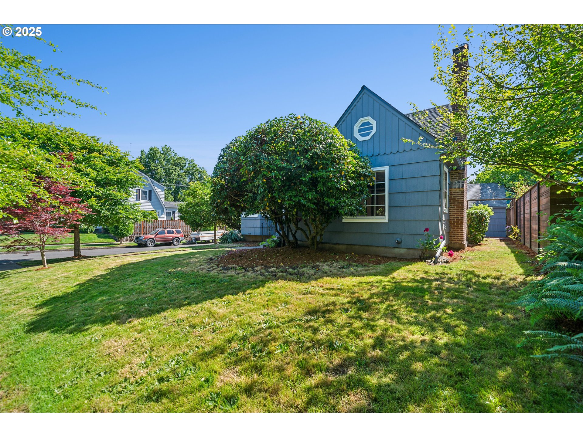 1906 SE 29TH AVE
