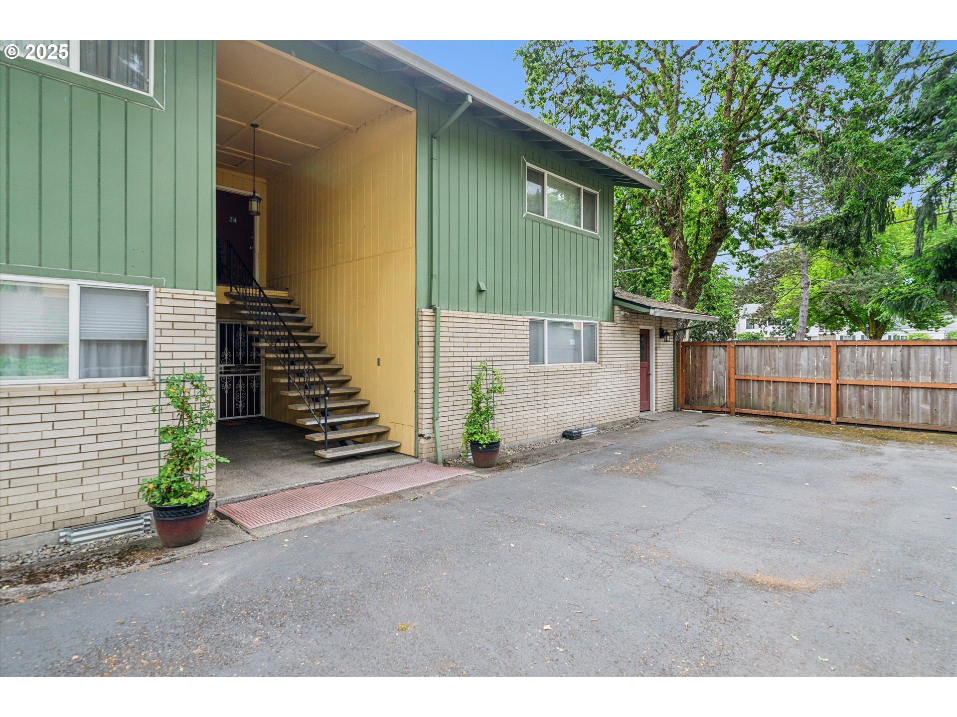 13155 SW ALLEN BLVD 20