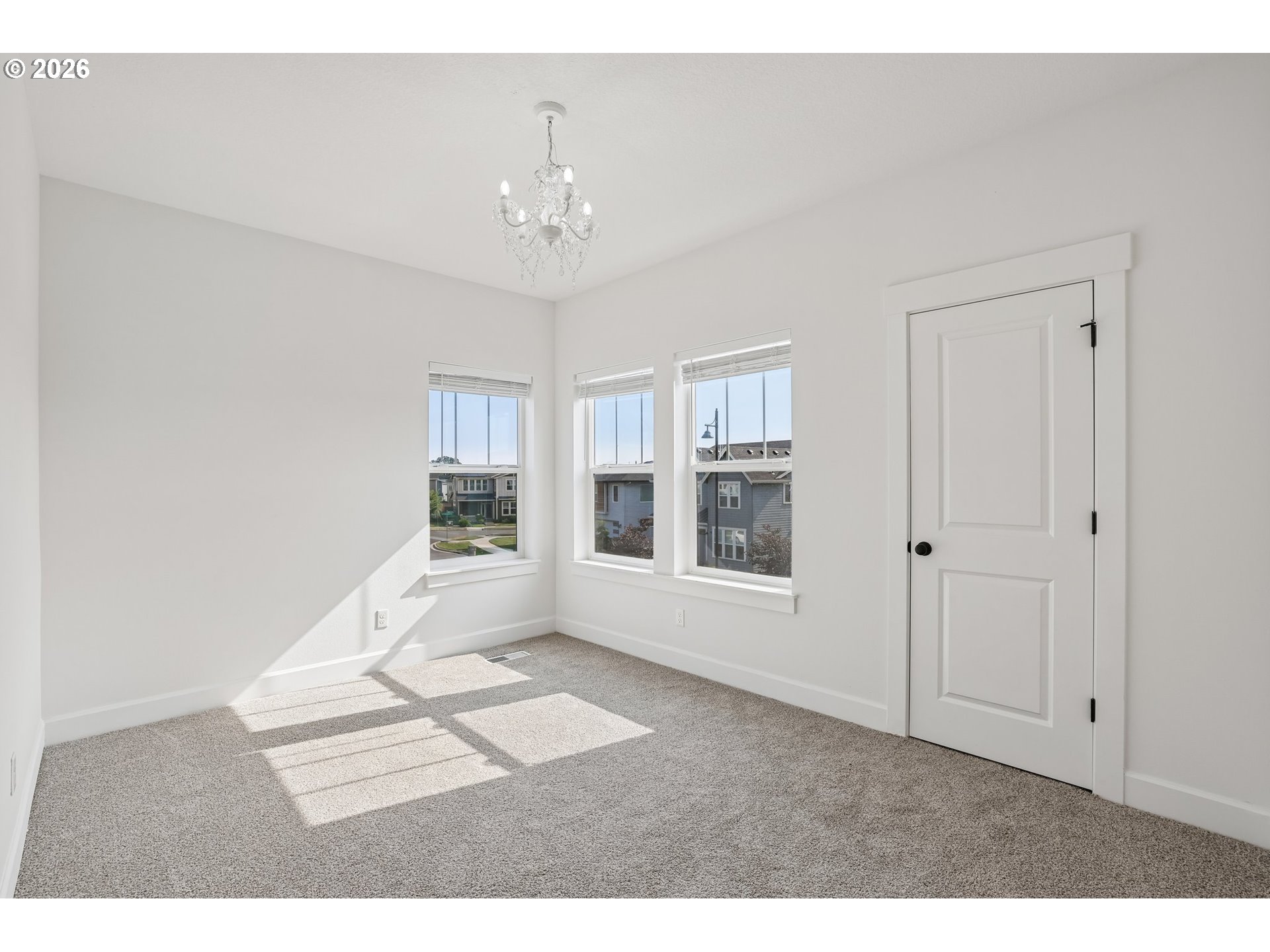 6992 SE SKIPPER LN