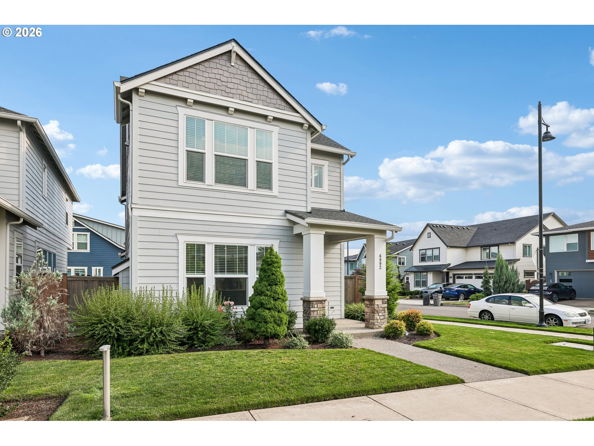6992 SE SKIPPER LN
