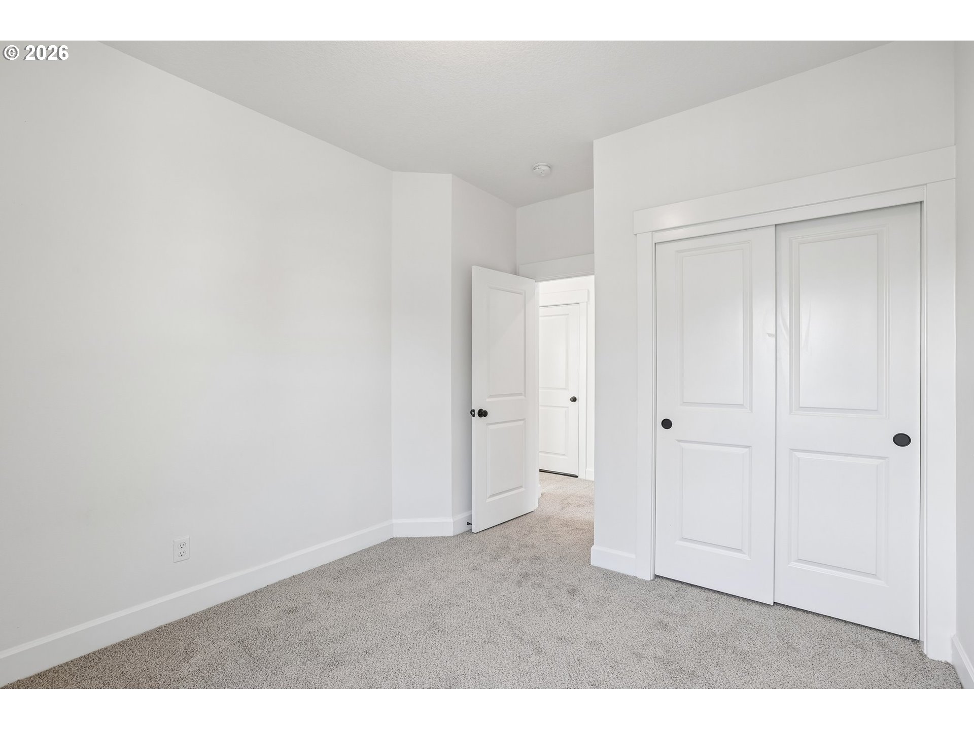 6992 SE SKIPPER LN