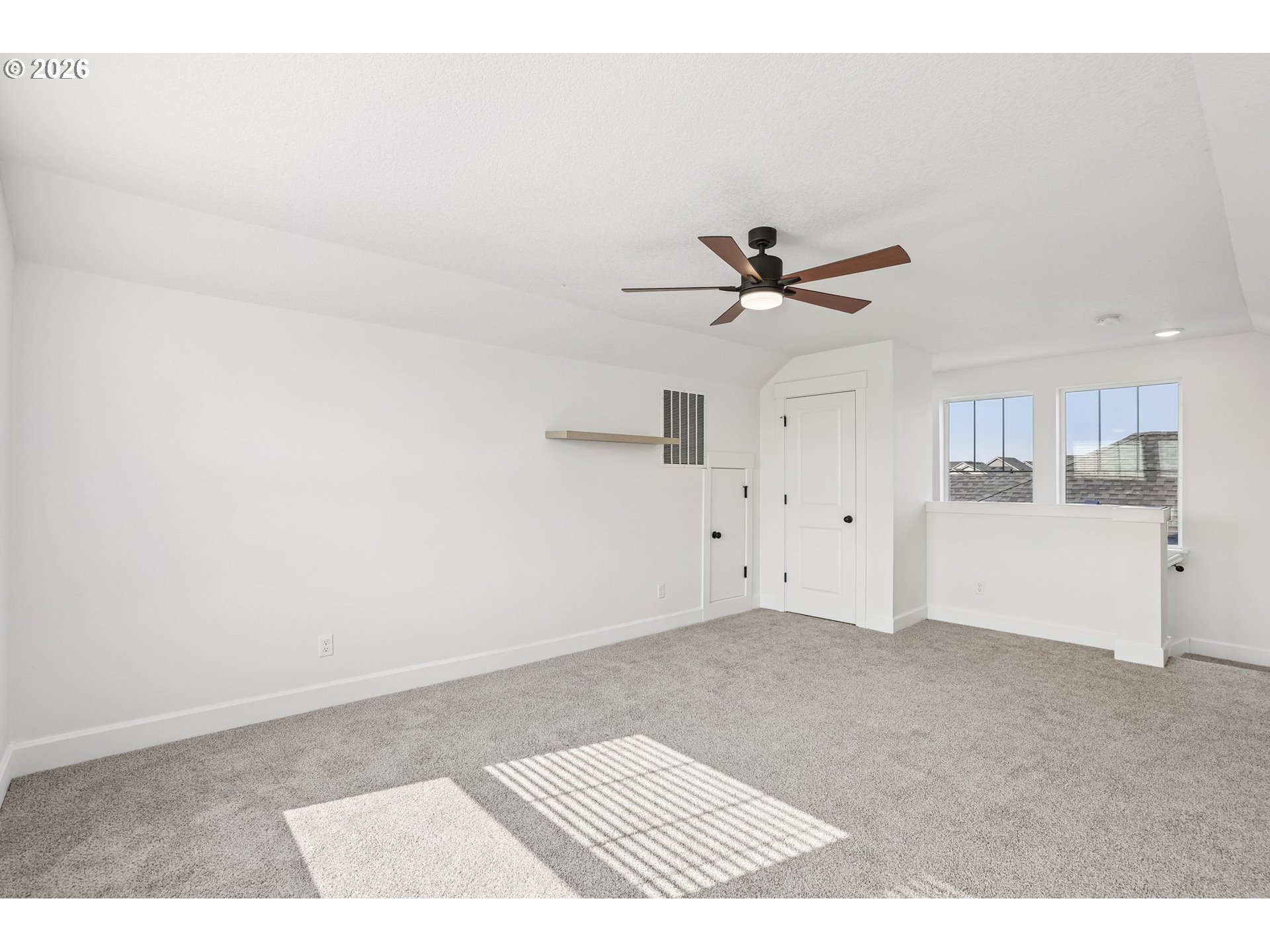 6992 SE SKIPPER LN