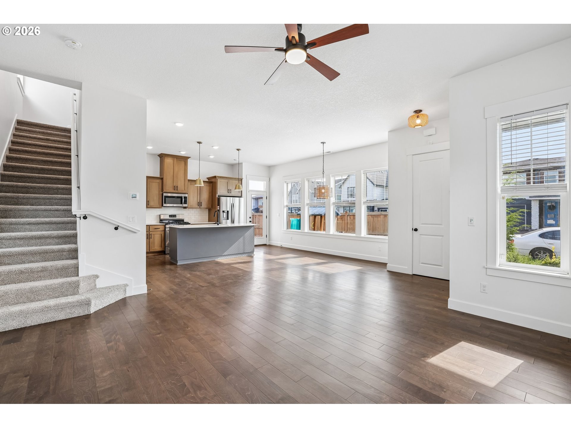 6992 SE SKIPPER LN