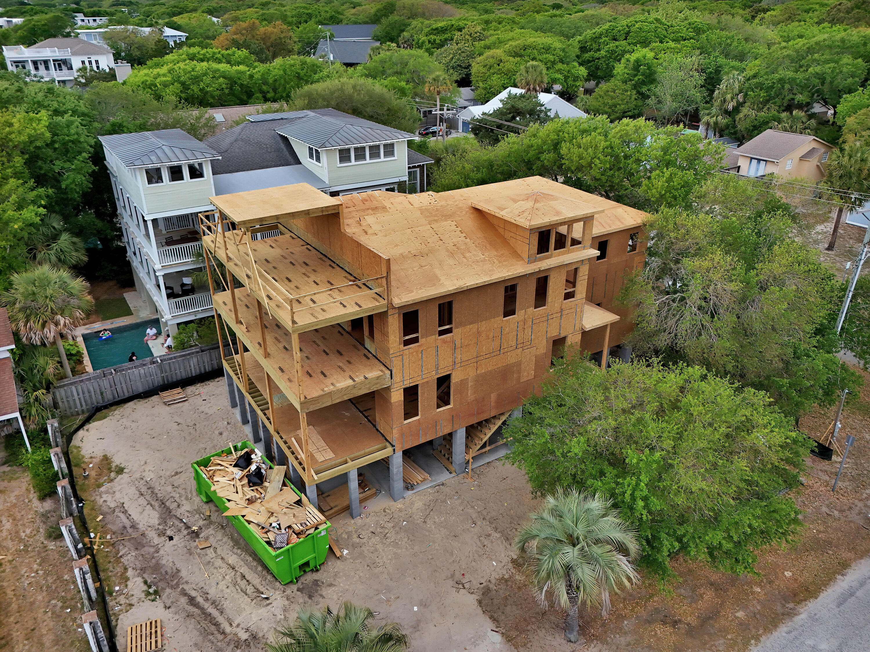 3 38th Avenue