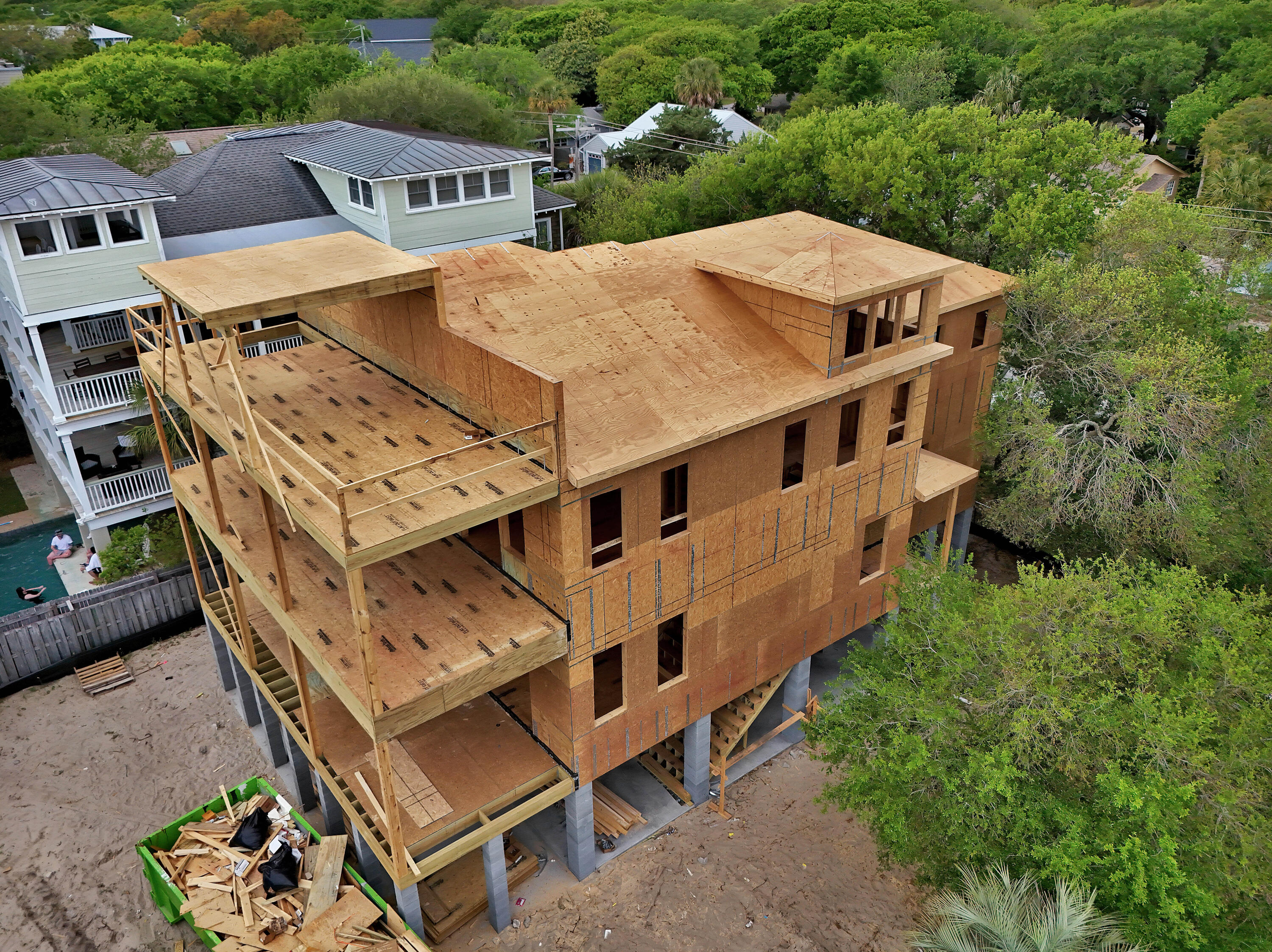 3 38th Avenue