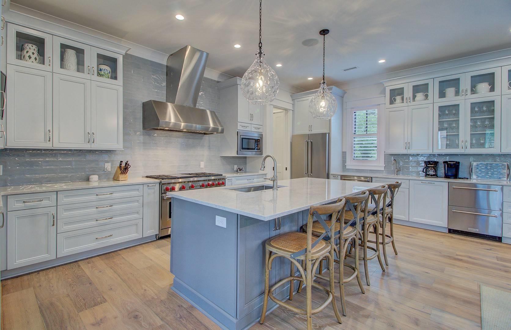 3 38th Avenue
