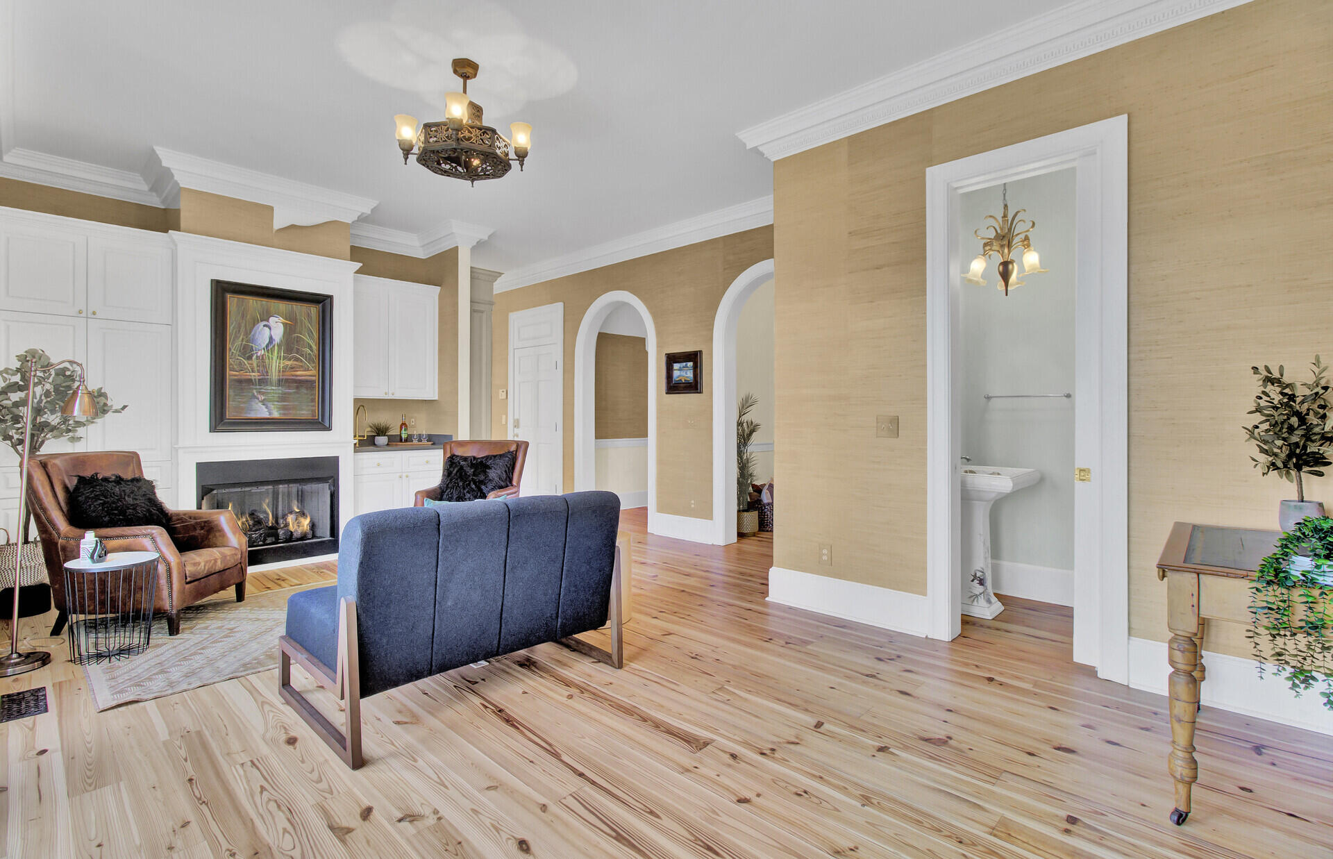 6147 Caravelle Court