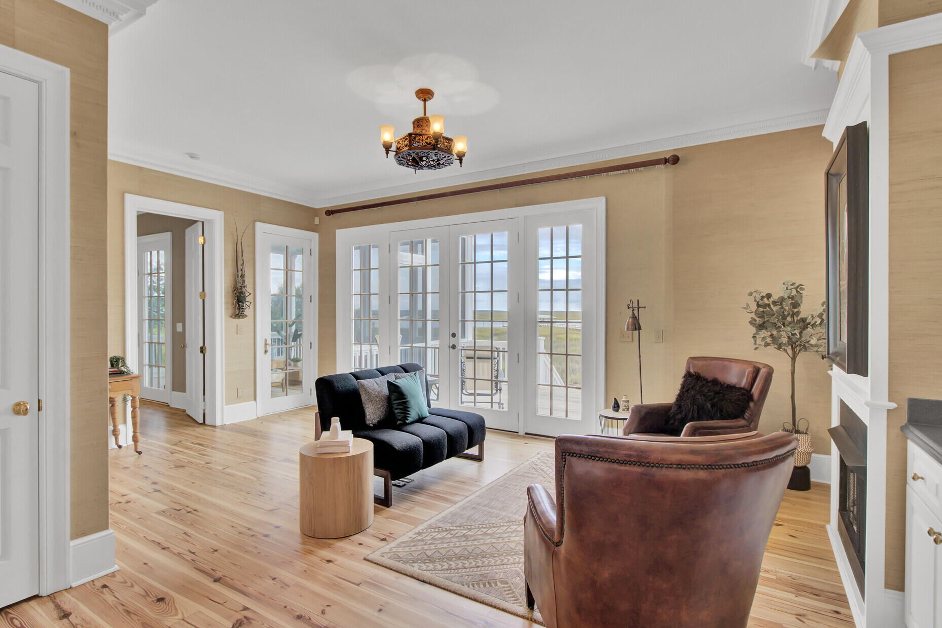 6147 Caravelle Court