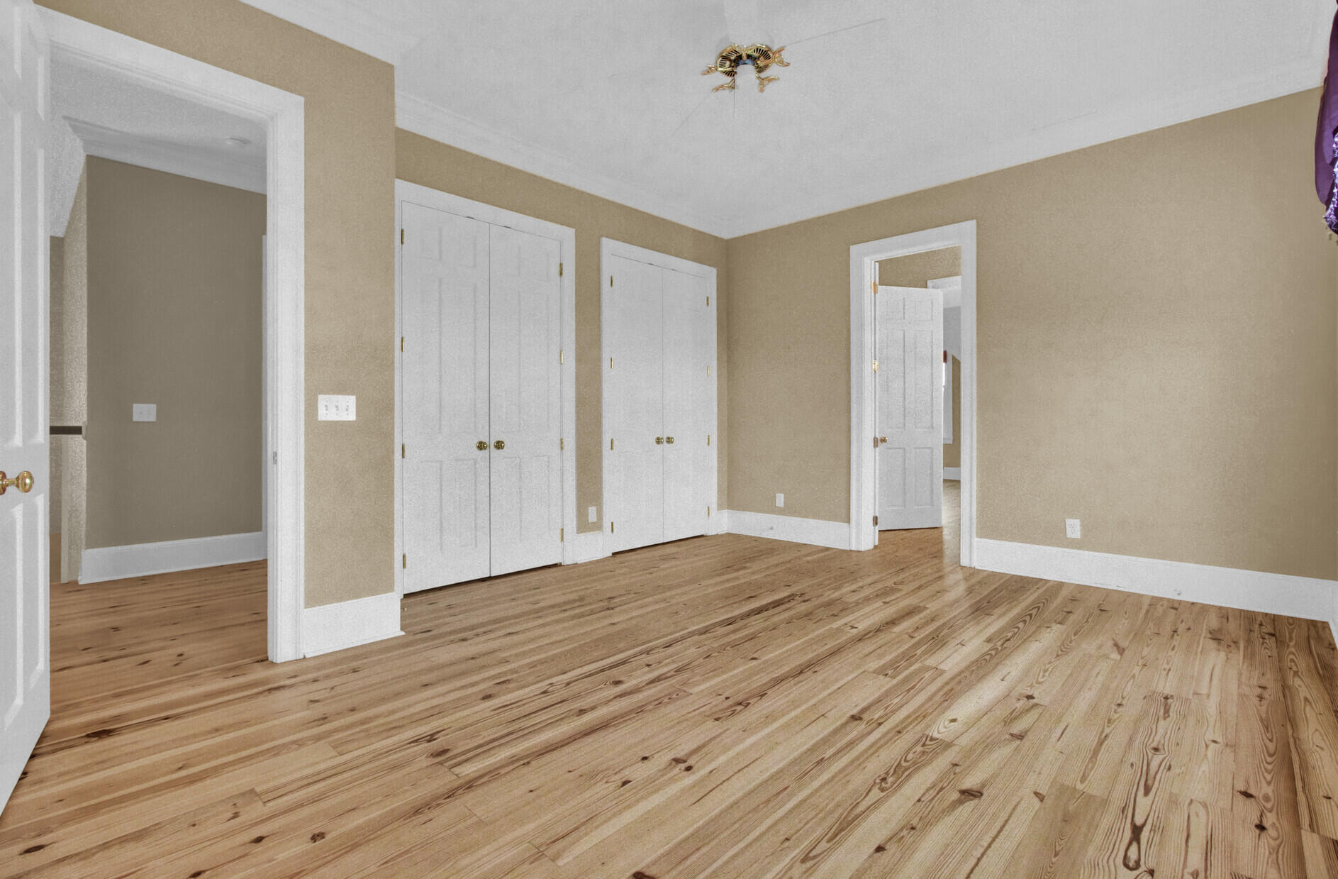 6147 Caravelle Court