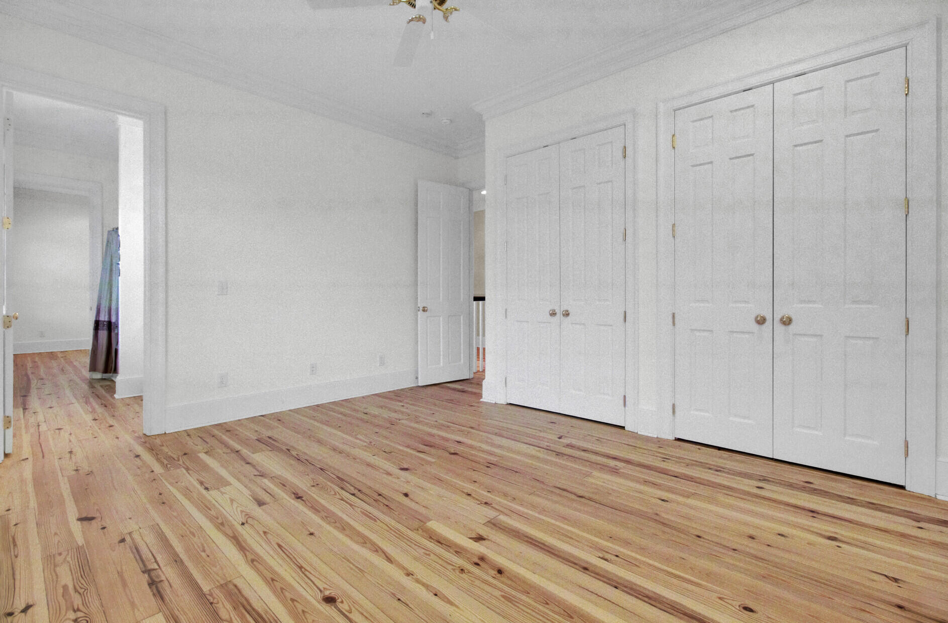 6147 Caravelle Court