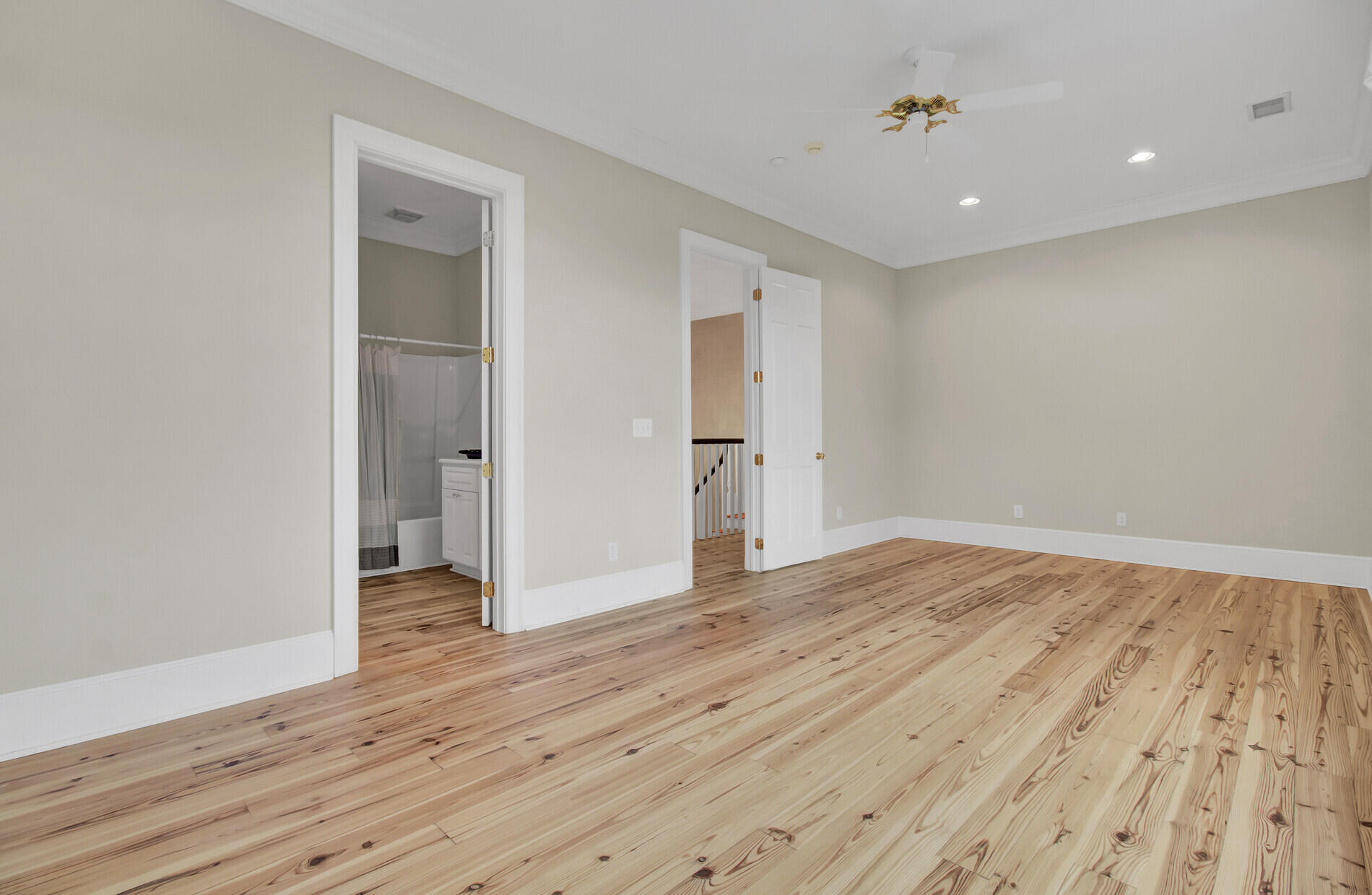 6147 Caravelle Court