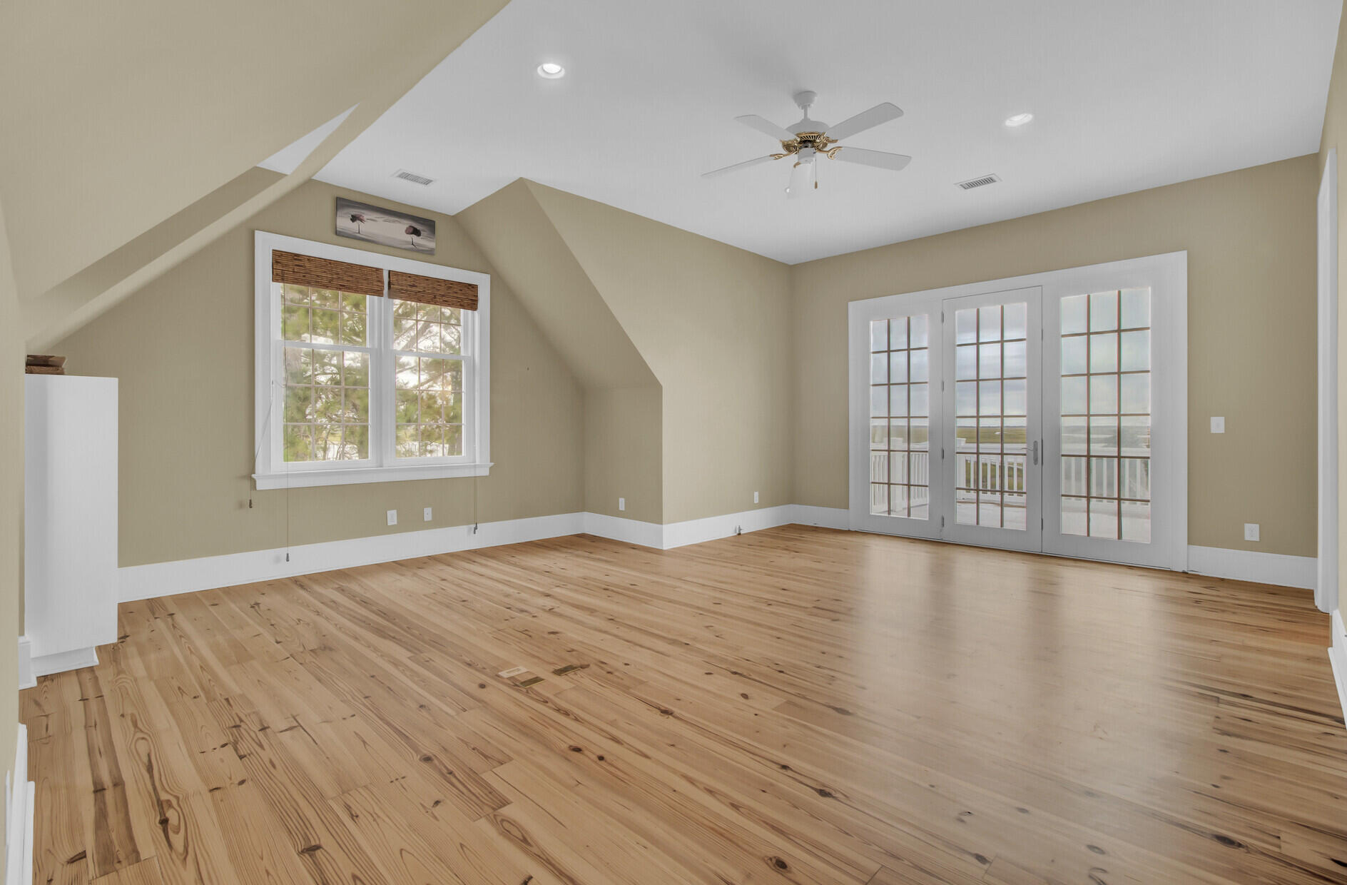6147 Caravelle Court