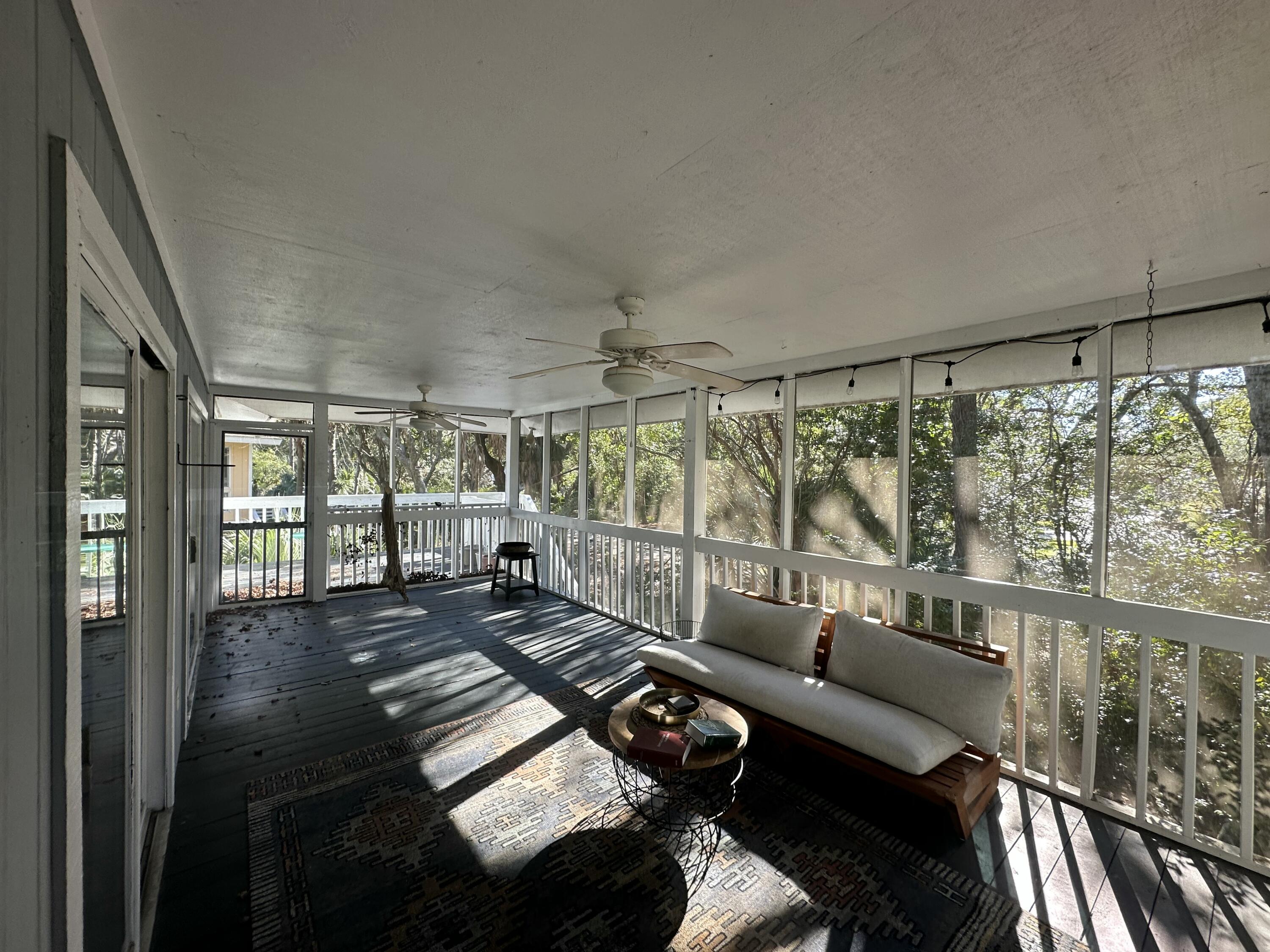 61 Twin Oaks Lane