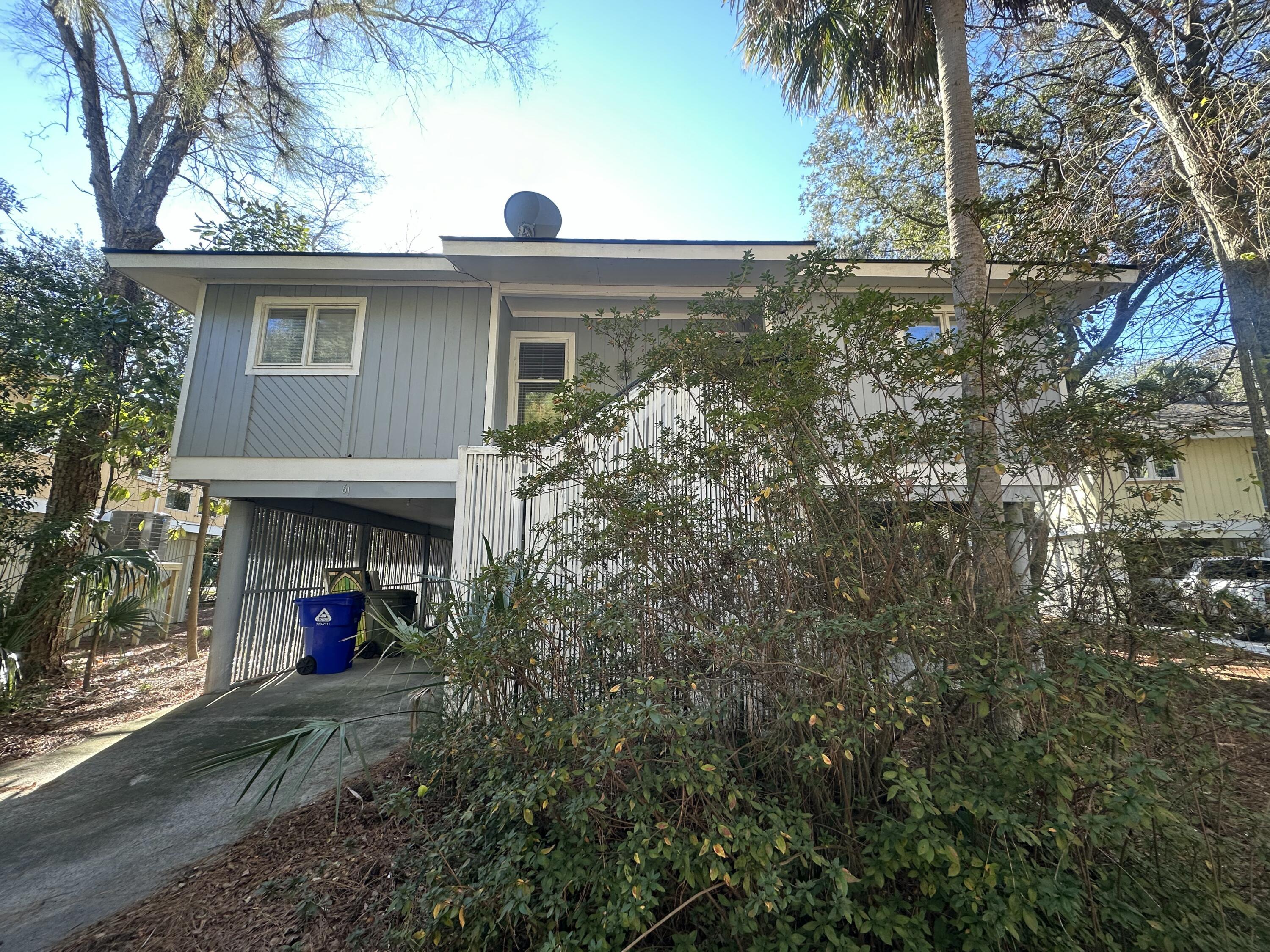 61 Twin Oaks Lane