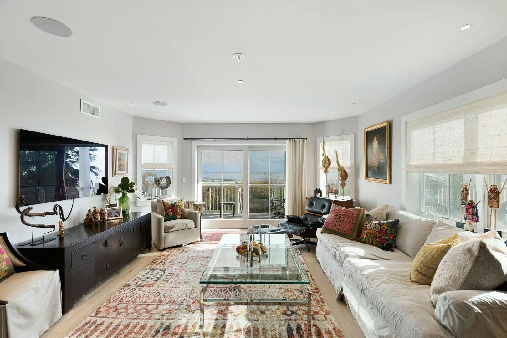 1006 Ocean Boulevard # 103